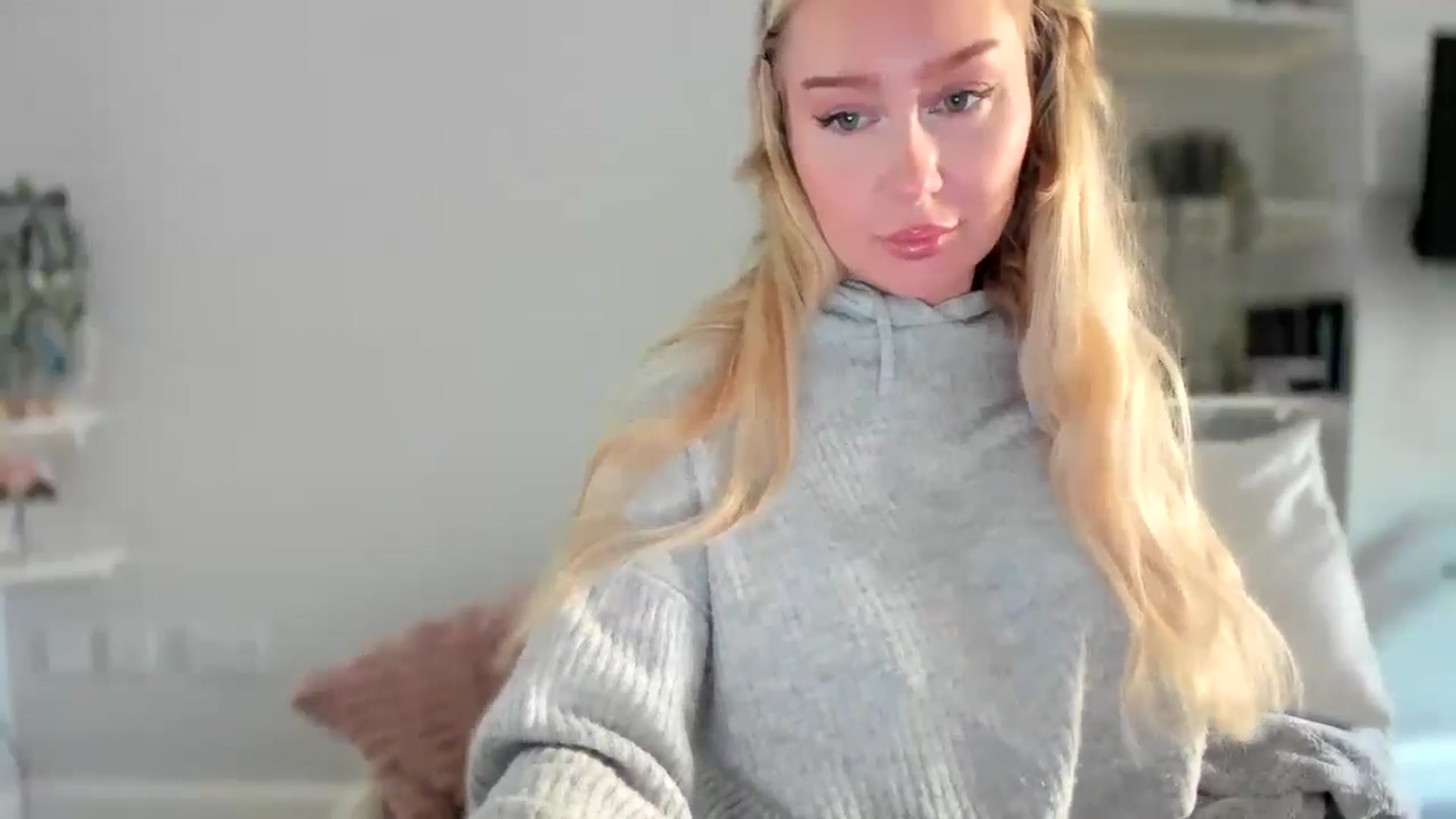 Gallery image thumbnail from British_Cutie's myfreecams stream on, 05/11/2026, 13:15 image 2 of 20
