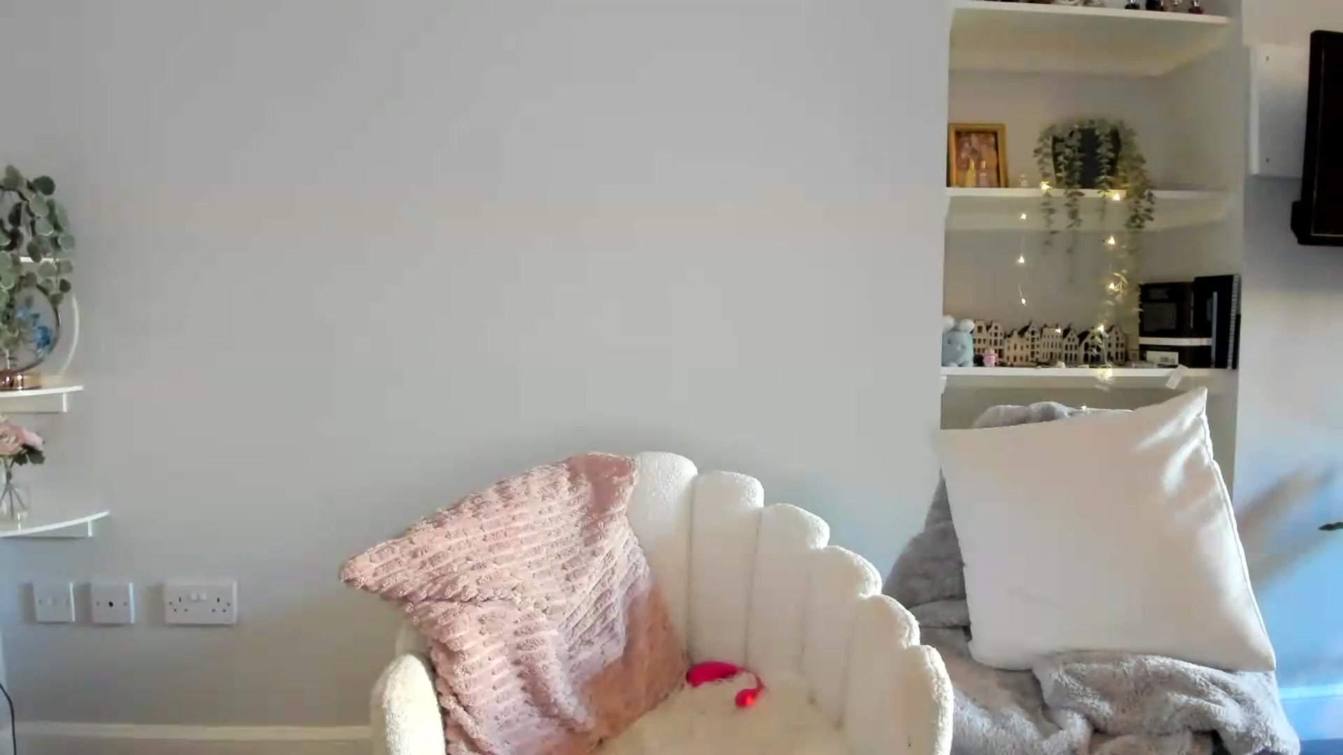 Gallery image thumbnail from British_Cutie's myfreecams stream on, 05/11/2026, 15:35 image 2 of 20