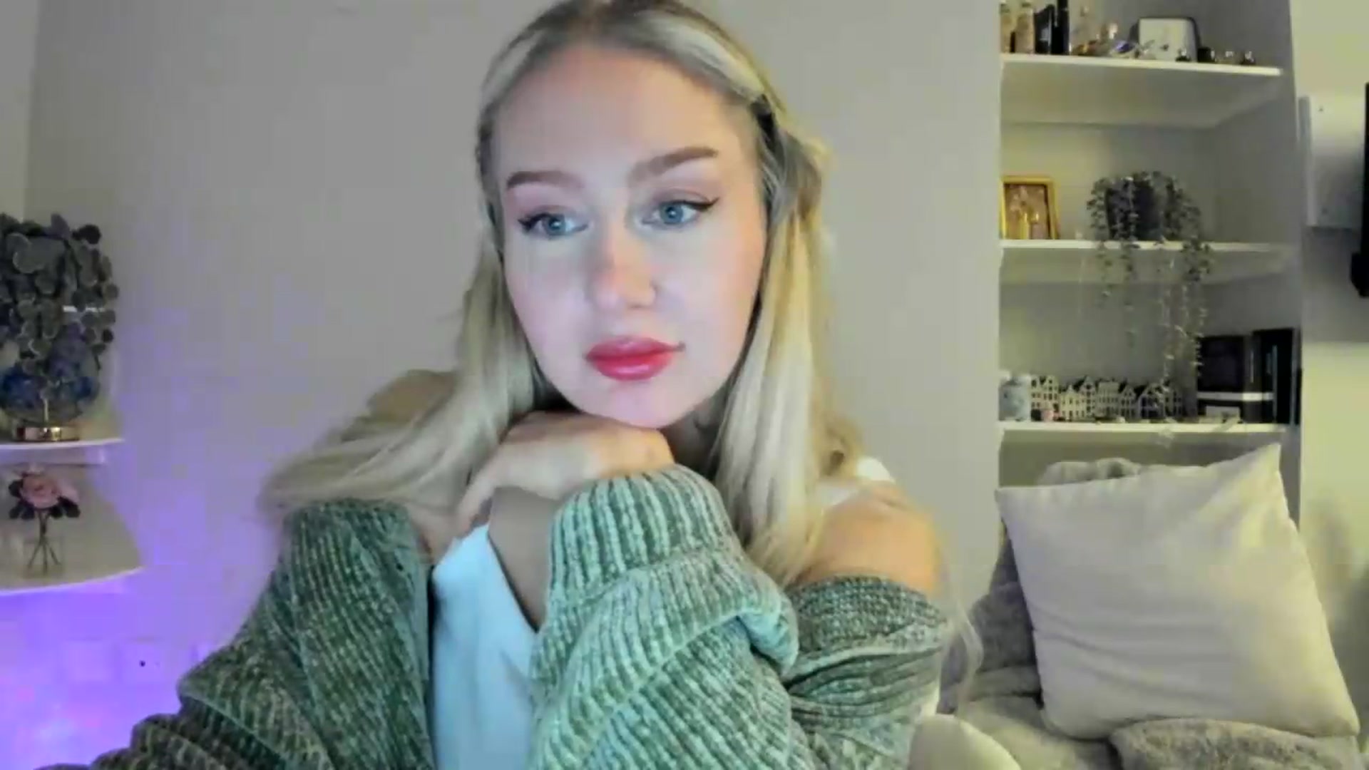 Gallery image thumbnail from British_Cutie's myfreecams stream on, 05/11/2026, 18:59 image 17 of 20