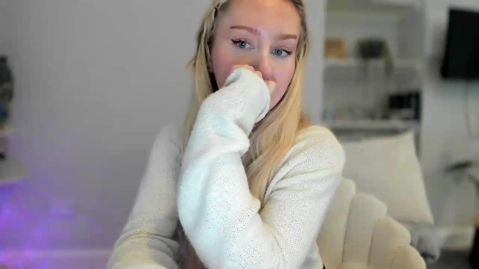 Gallery image thumbnail from British_Cutie's myfreecams stream on, 05/15/2026, 12:57 image 19 of 20