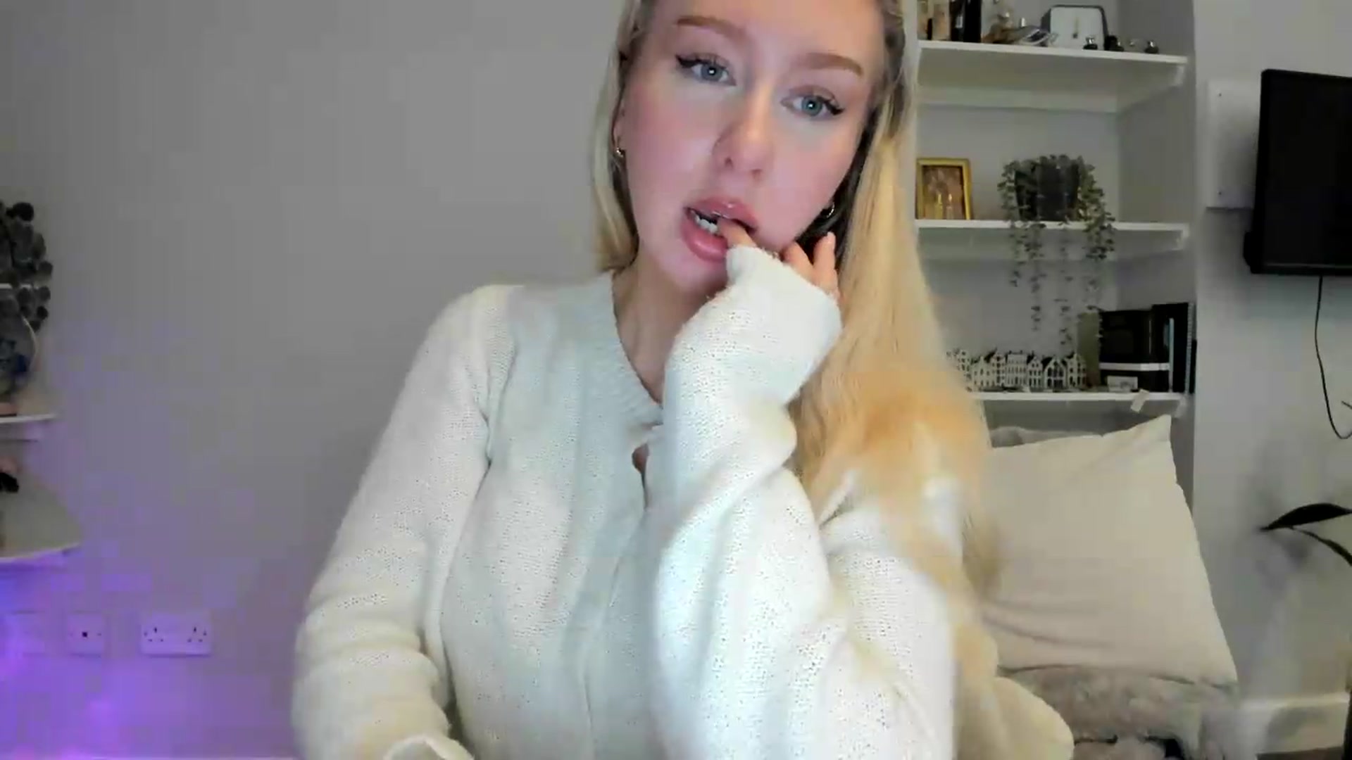 Gallery image thumbnail from British_Cutie's myfreecams stream on, 05/15/2026, 12:57 image 6 of 20
