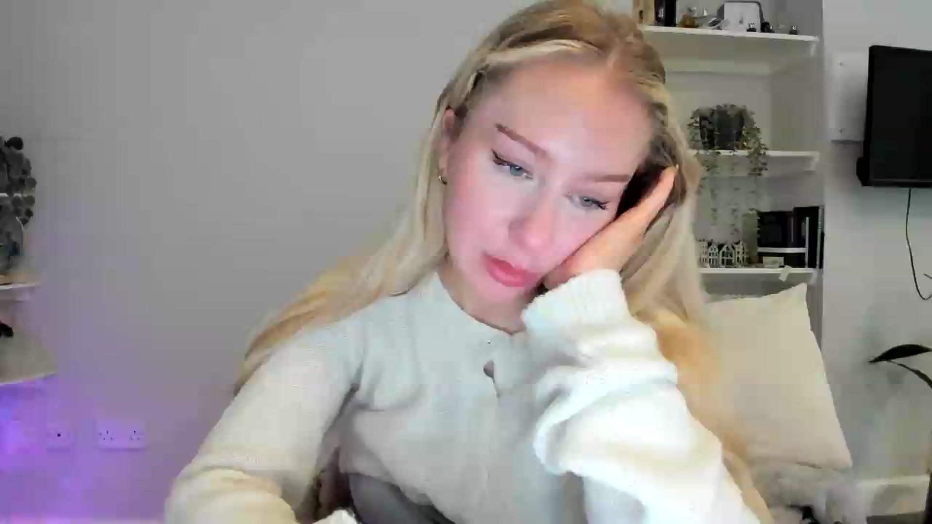 Gallery image thumbnail from British_Cutie's myfreecams stream on, 05/15/2026, 12:57 image 10 of 20