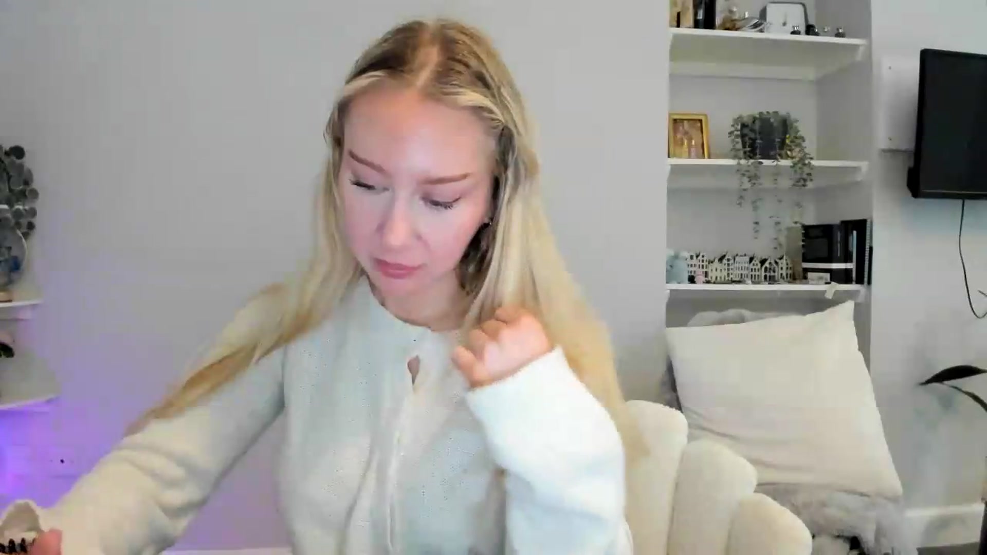 Gallery image thumbnail from British_Cutie's myfreecams stream on, 05/15/2026, 12:57 image 11 of 20