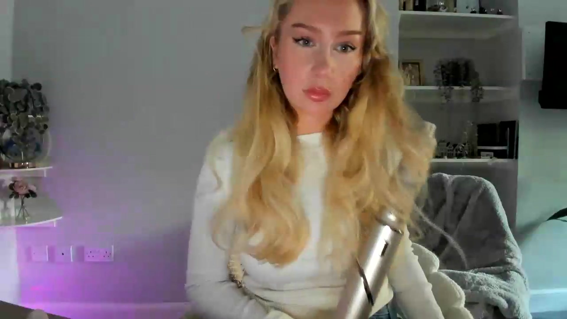 Gallery image thumbnail from British_Cutie's myfreecams stream on, 05/17/2026, 14:43 image 11 of 20