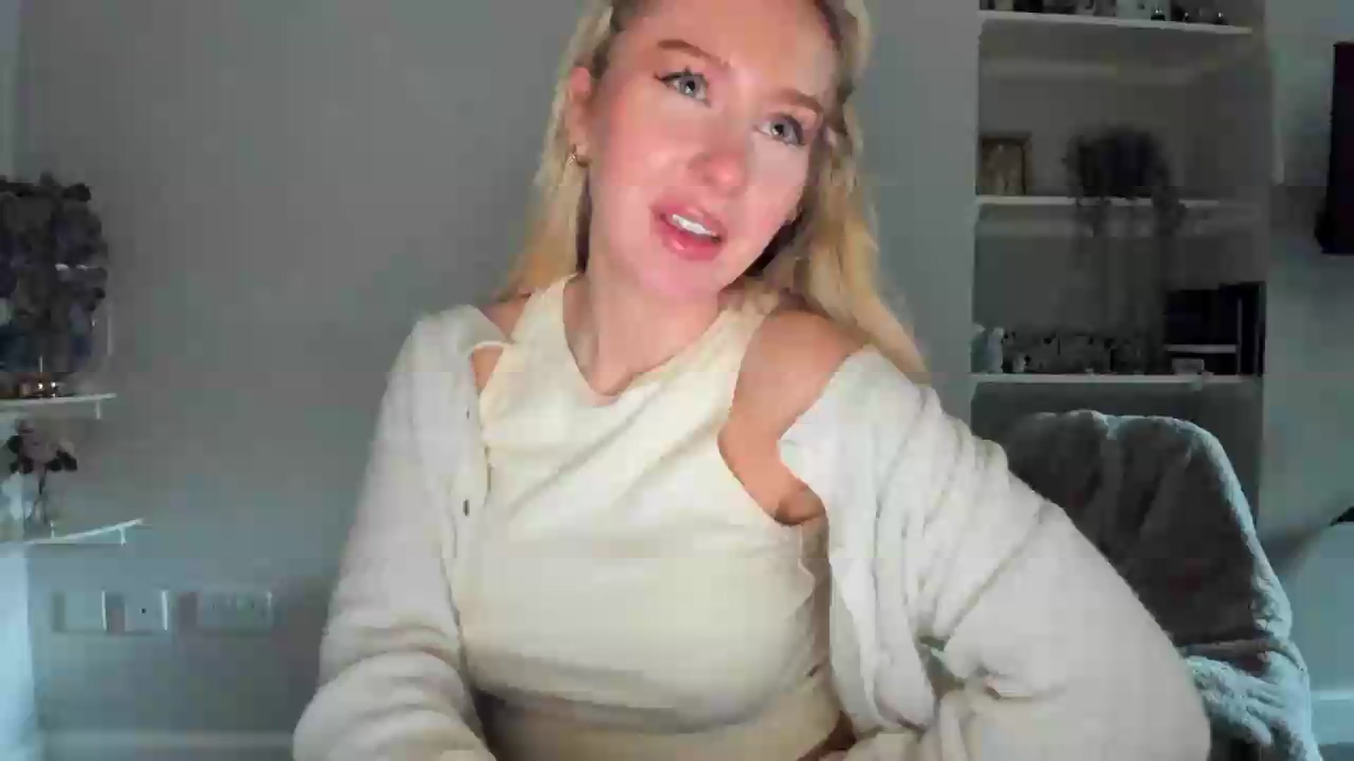 Gallery image thumbnail from British_Cutie's myfreecams stream on, 05/17/2026, 17:02 image 17 of 20