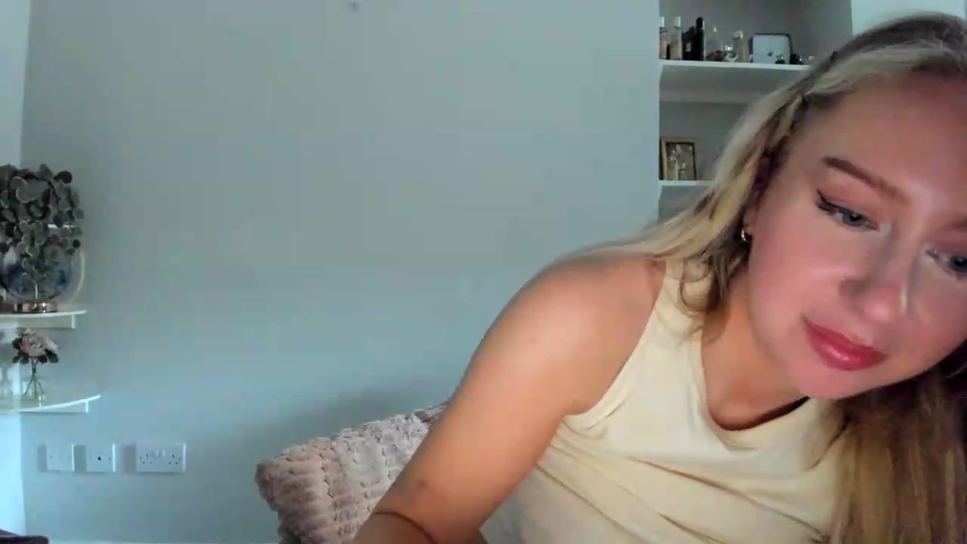 Gallery image thumbnail from British_Cutie's myfreecams stream on, 05/17/2026, 17:02 image 10 of 20