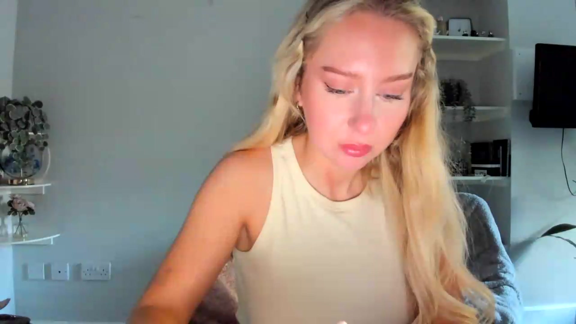 Gallery image thumbnail from British_Cutie's myfreecams stream on, 05/17/2026, 17:02 image 6 of 20
