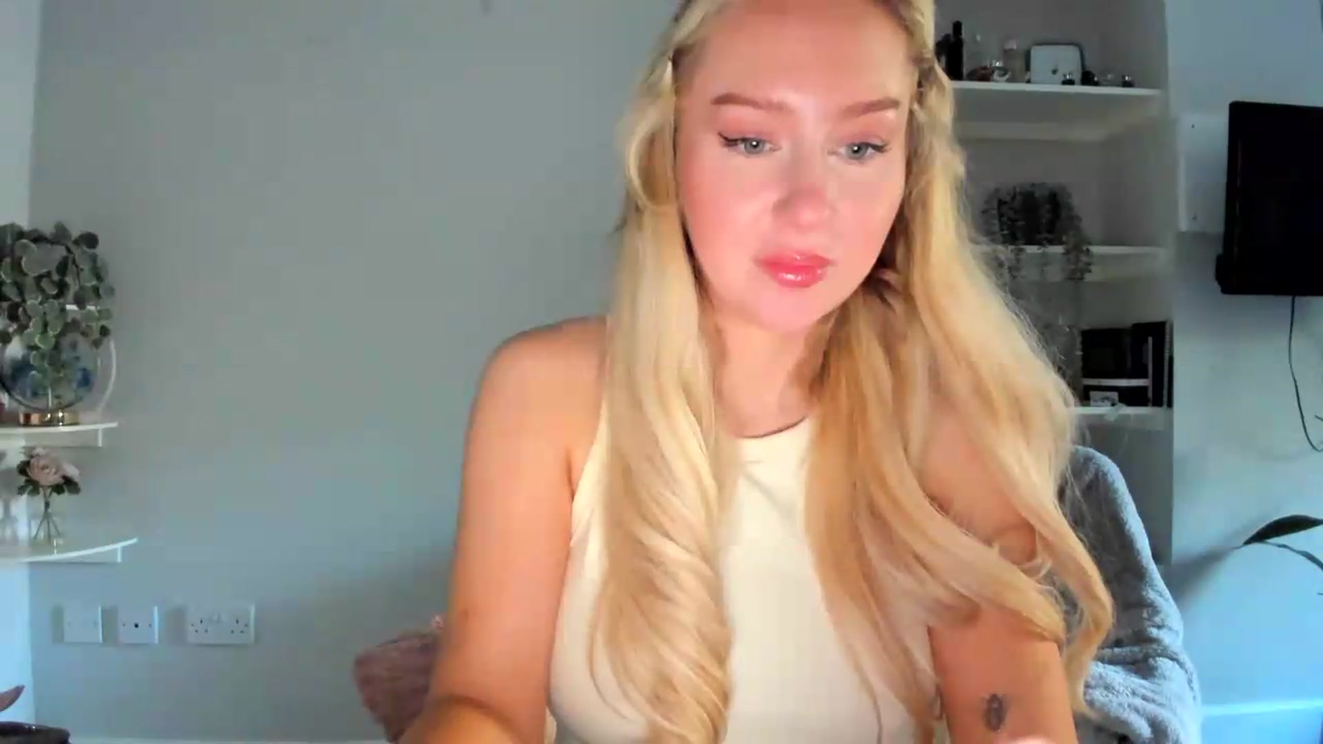 Gallery image thumbnail from British_Cutie's myfreecams stream on, 05/17/2026, 17:02 image 4 of 20