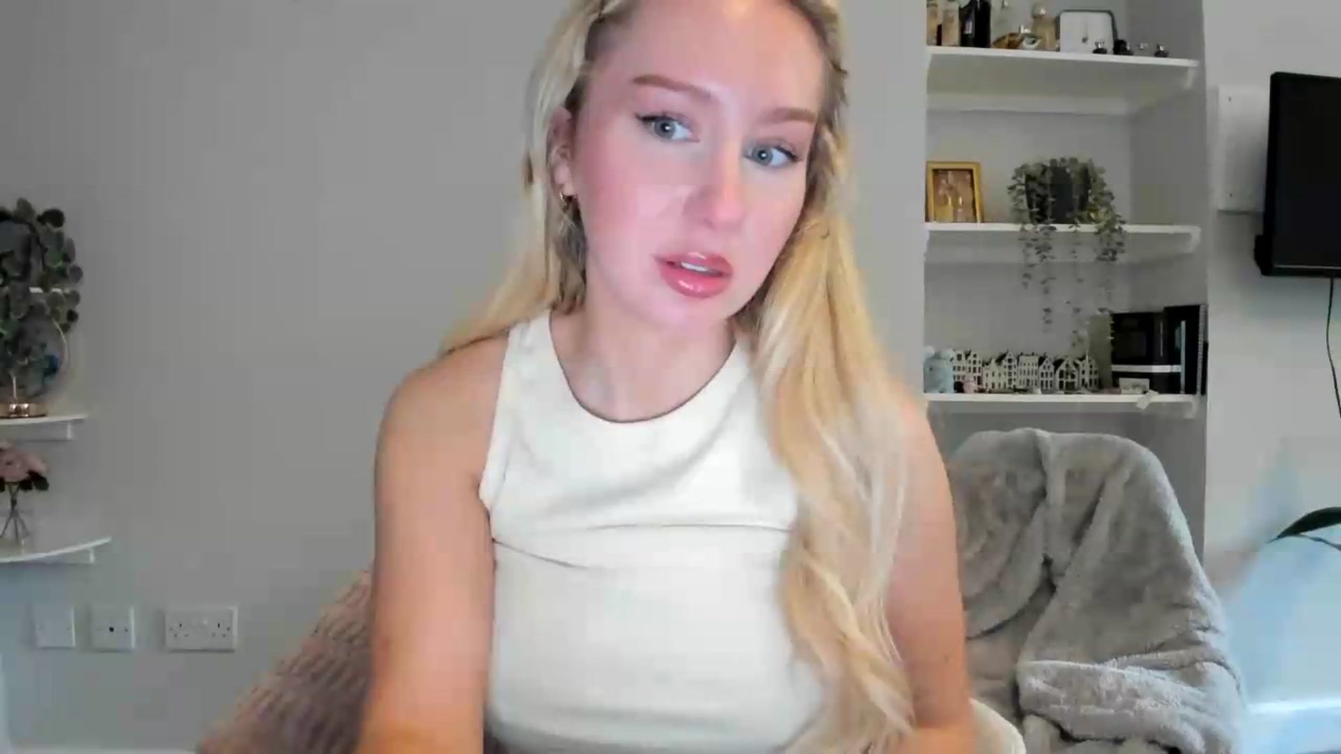 Gallery image thumbnail from British_Cutie's myfreecams stream on, 05/17/2026, 19:55 image 6 of 20