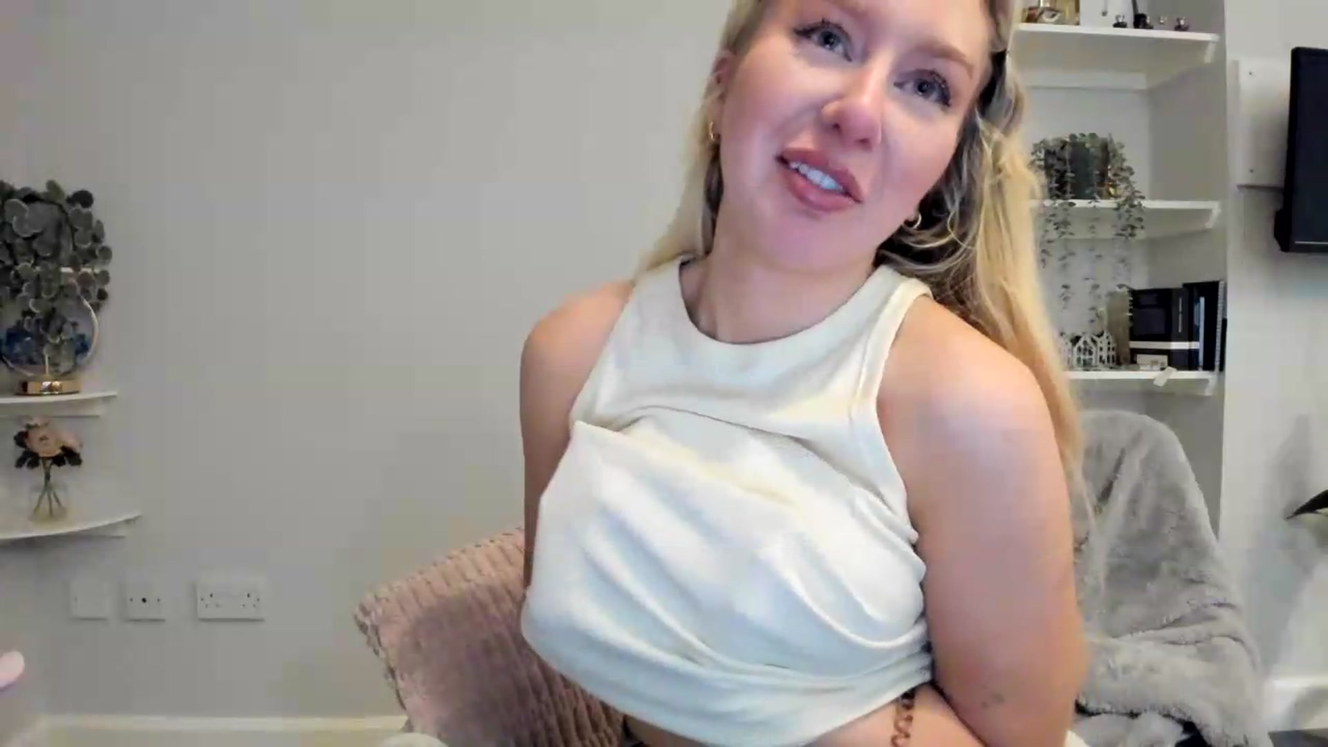 Gallery image thumbnail from British_Cutie's myfreecams stream on, 05/17/2026, 22:04 image 10 of 20