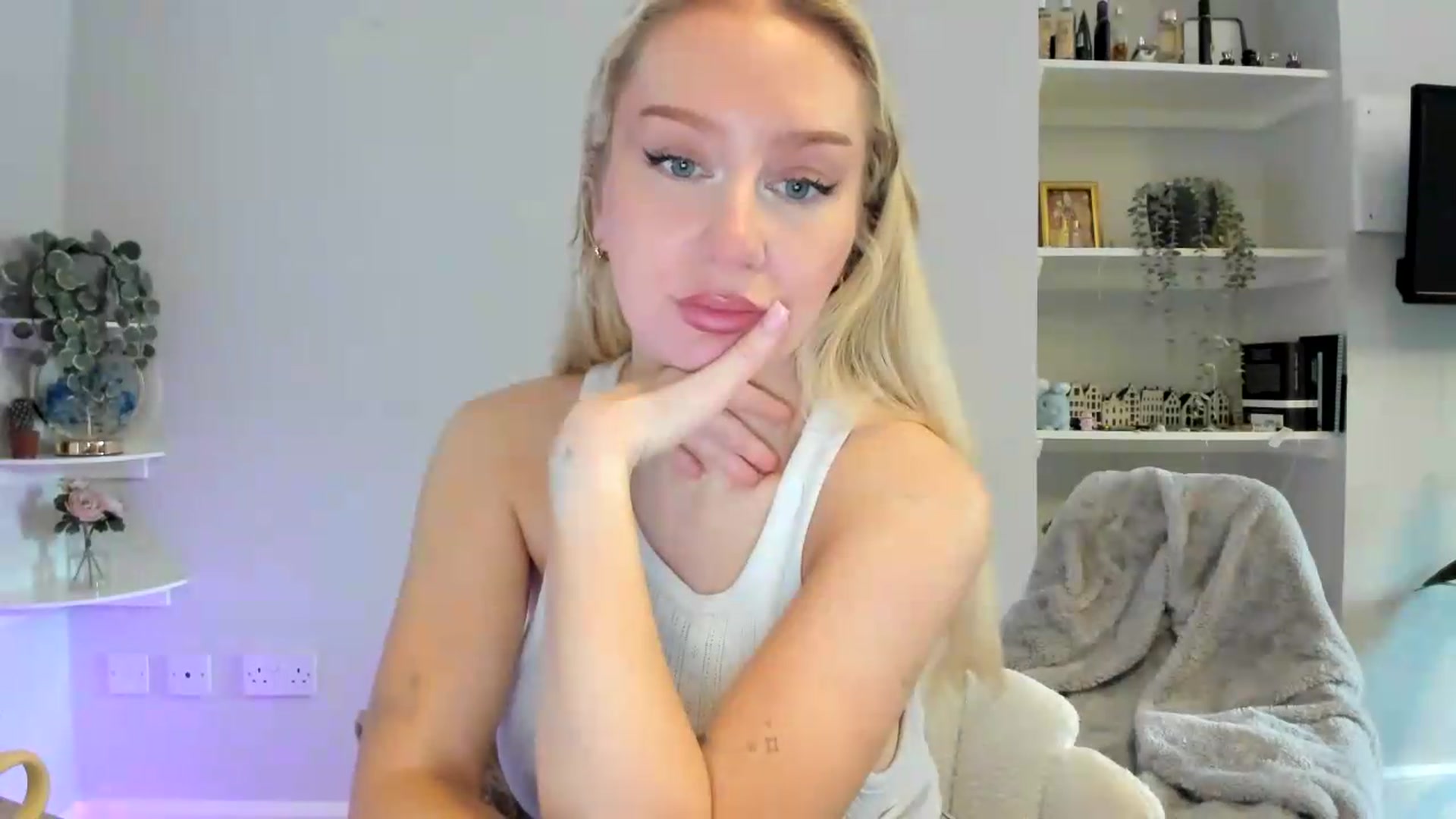 Gallery image thumbnail from British_Cutie's myfreecams stream on, 05/19/2026, 10:59 image 10 of 20