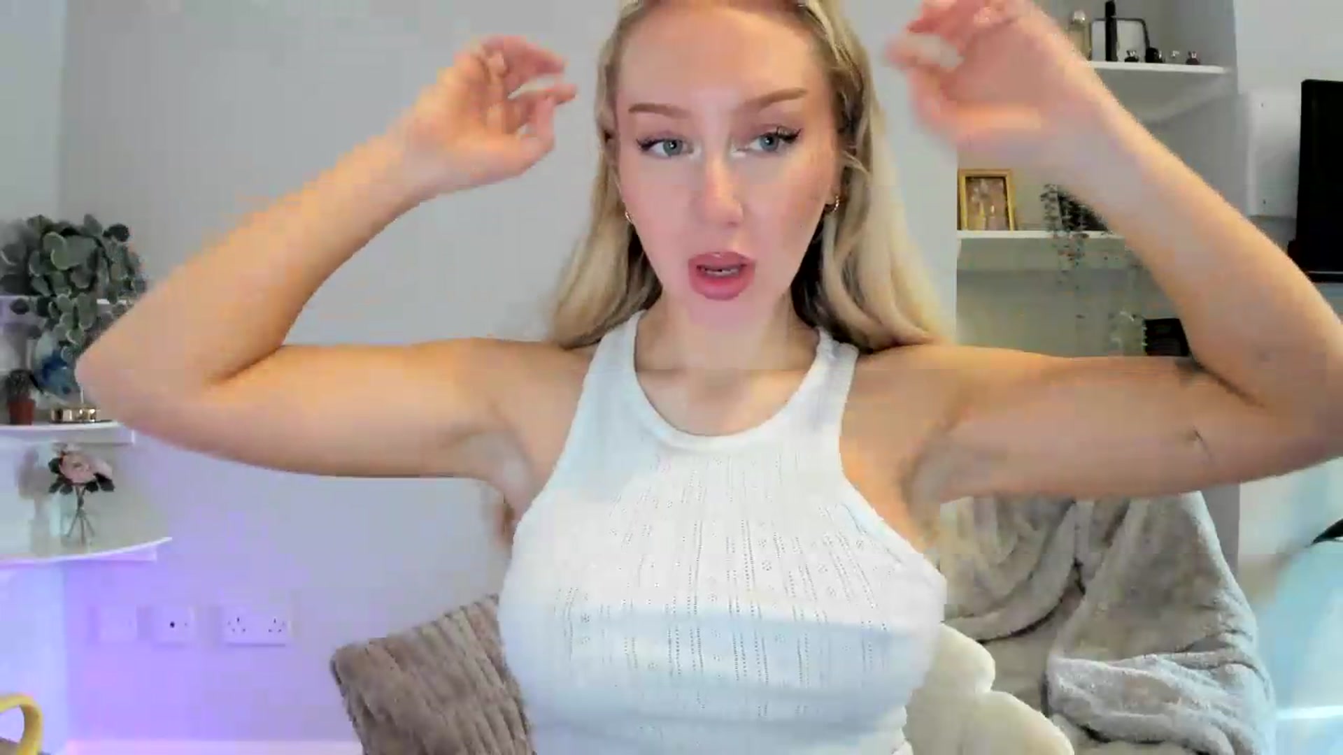 Gallery image thumbnail from British_Cutie's myfreecams stream on, 05/19/2026, 10:59 image 12 of 20