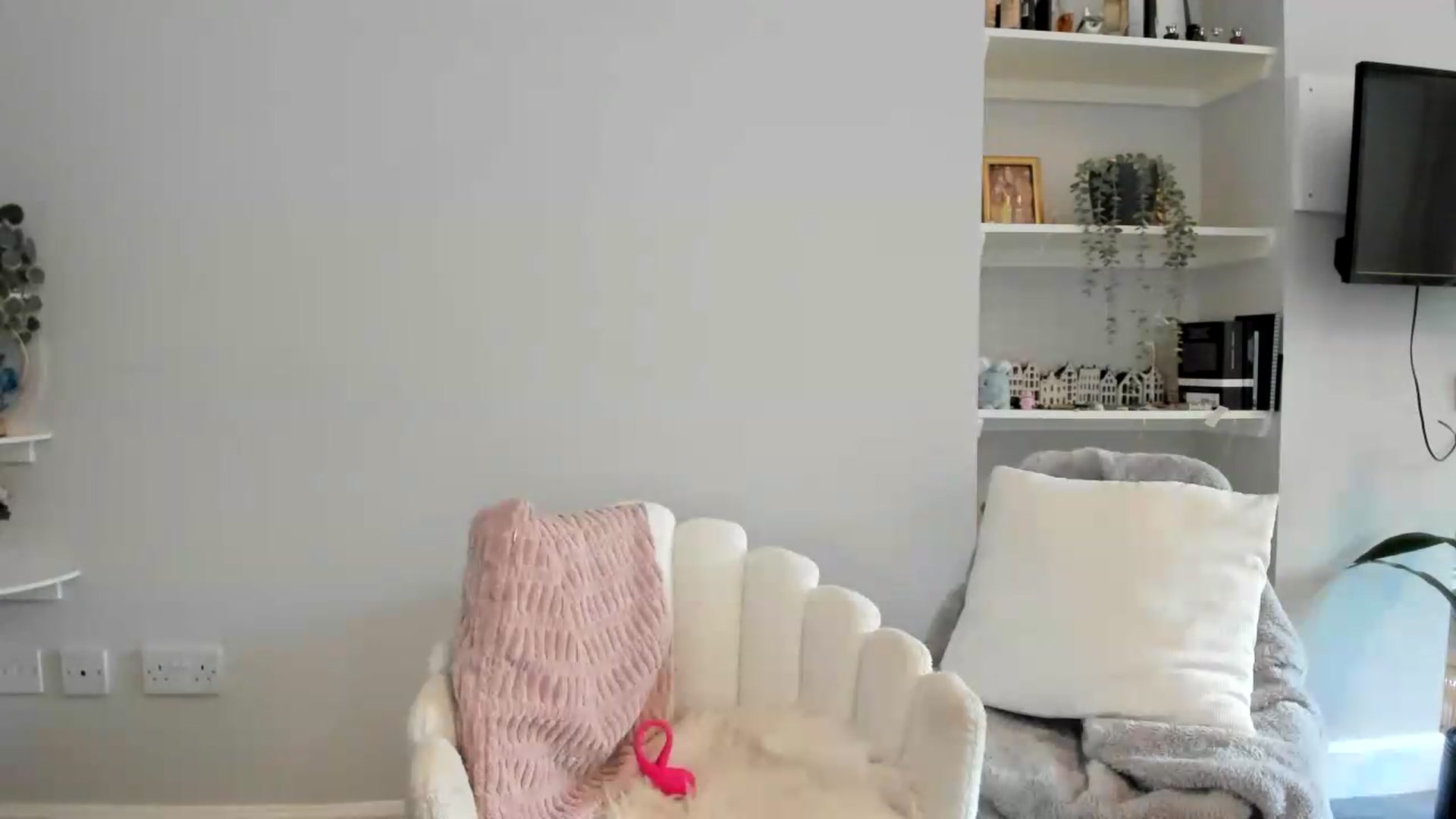 Gallery image thumbnail from British_Cutie's myfreecams stream on, 05/20/2026, 16:16 image 4 of 20