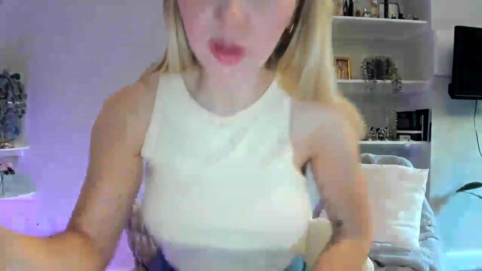 Gallery image thumbnail from British_Cutie's myfreecams stream on, 05/20/2026, 19:36 image 6 of 20