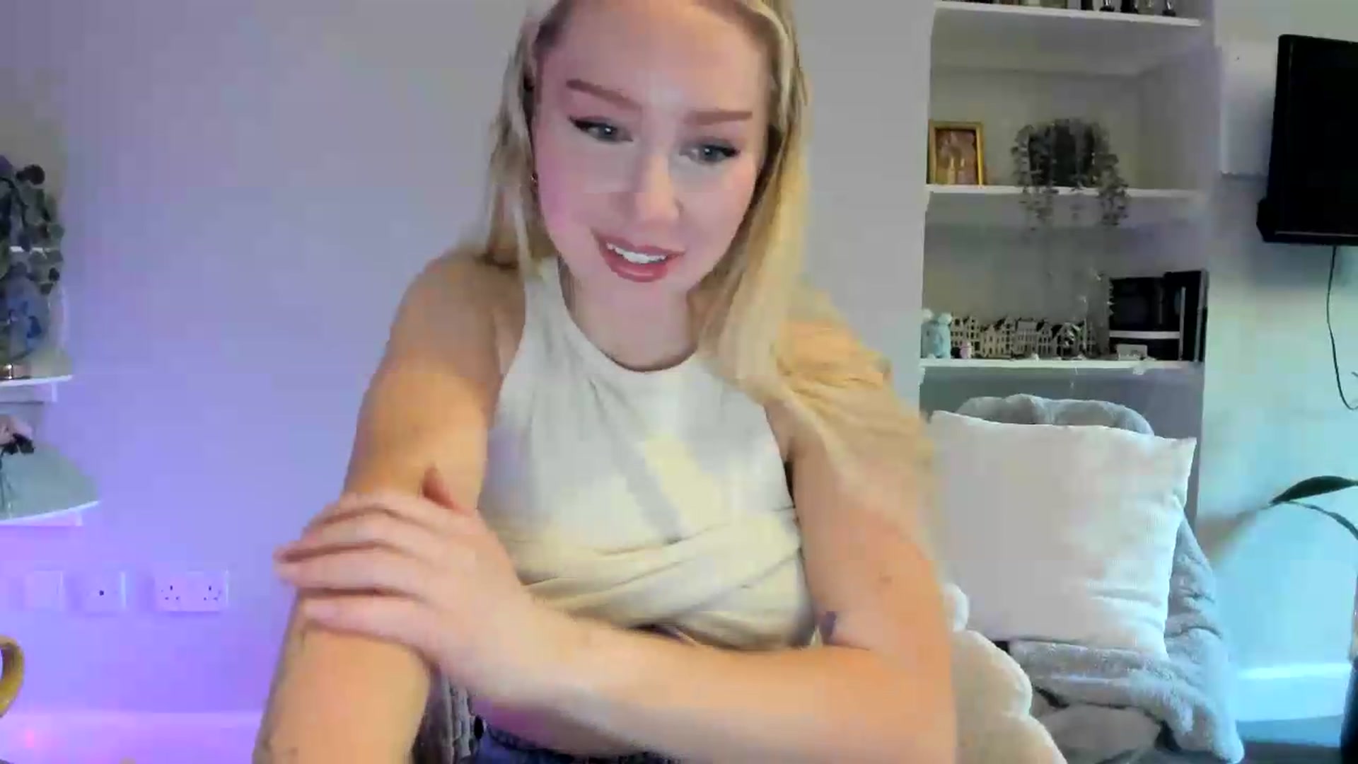 Gallery image thumbnail from British_Cutie's myfreecams stream on, 05/20/2026, 19:36 image 3 of 20
