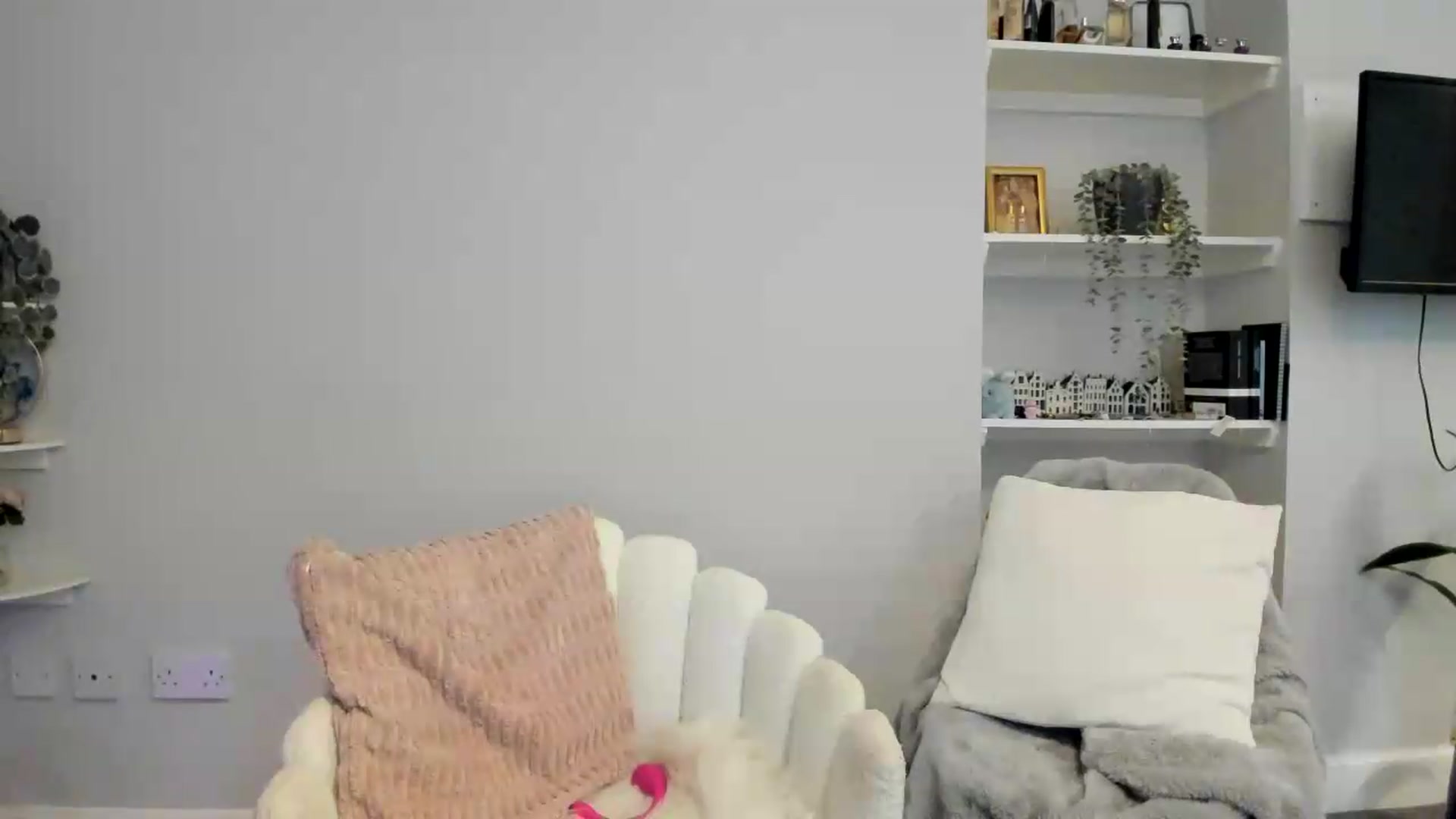 Gallery image thumbnail from British_Cutie's myfreecams stream on, 05/21/2026, 14:44 image 14 of 20