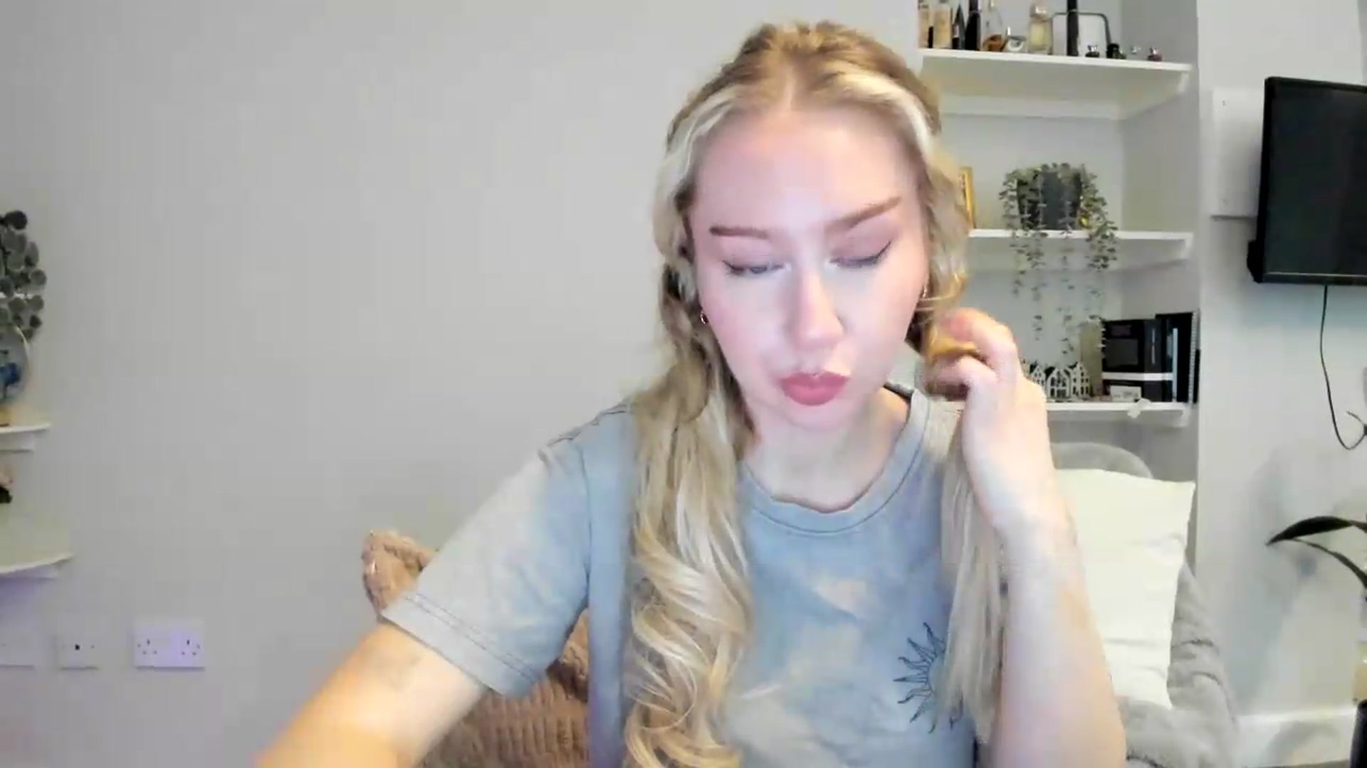 Gallery image thumbnail from British_Cutie's myfreecams stream on, 05/21/2026, 14:44 image 3 of 20