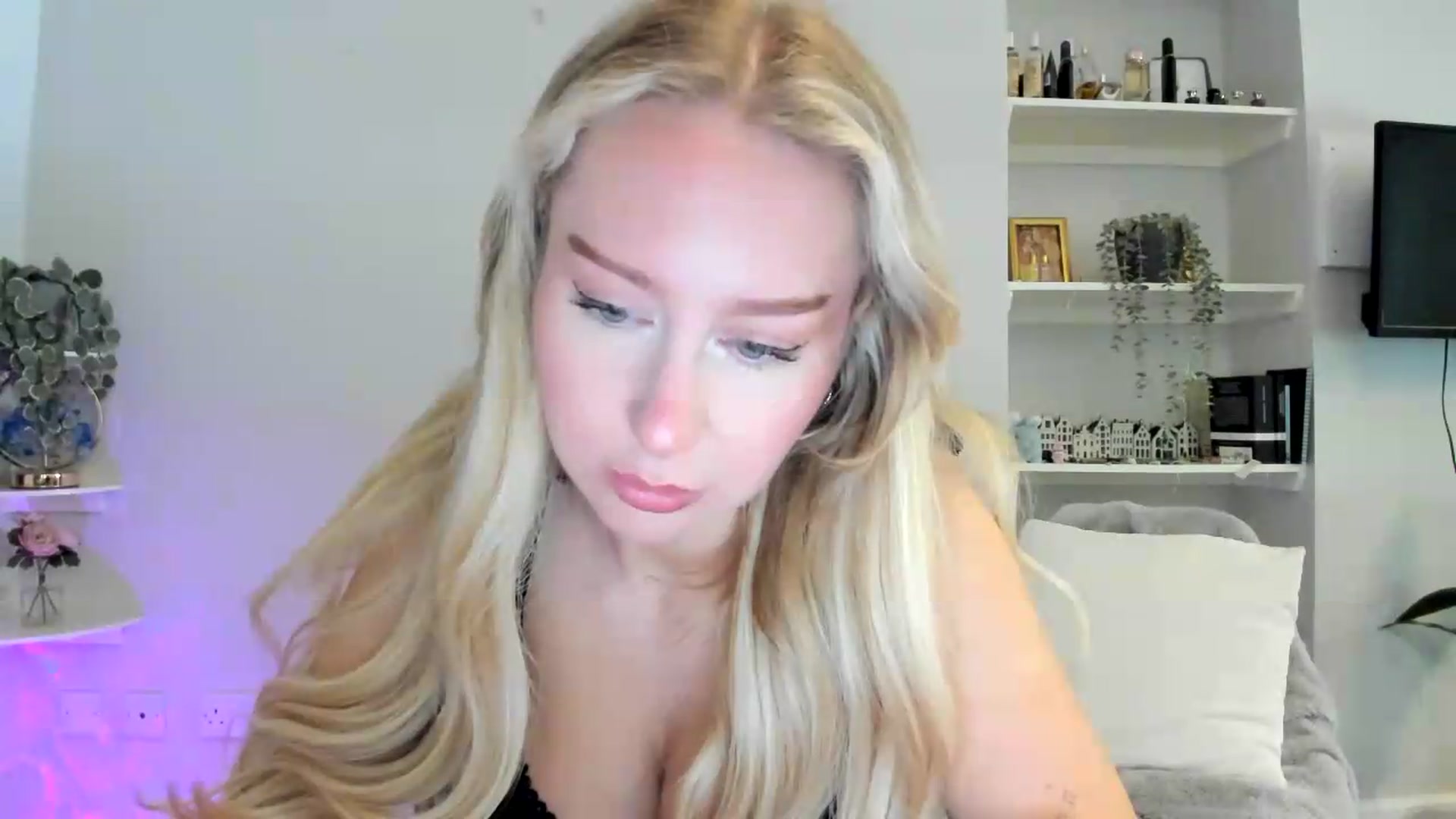 Gallery image thumbnail from British_Cutie's myfreecams stream on, 05/25/2026, 11:54 image 3 of 20