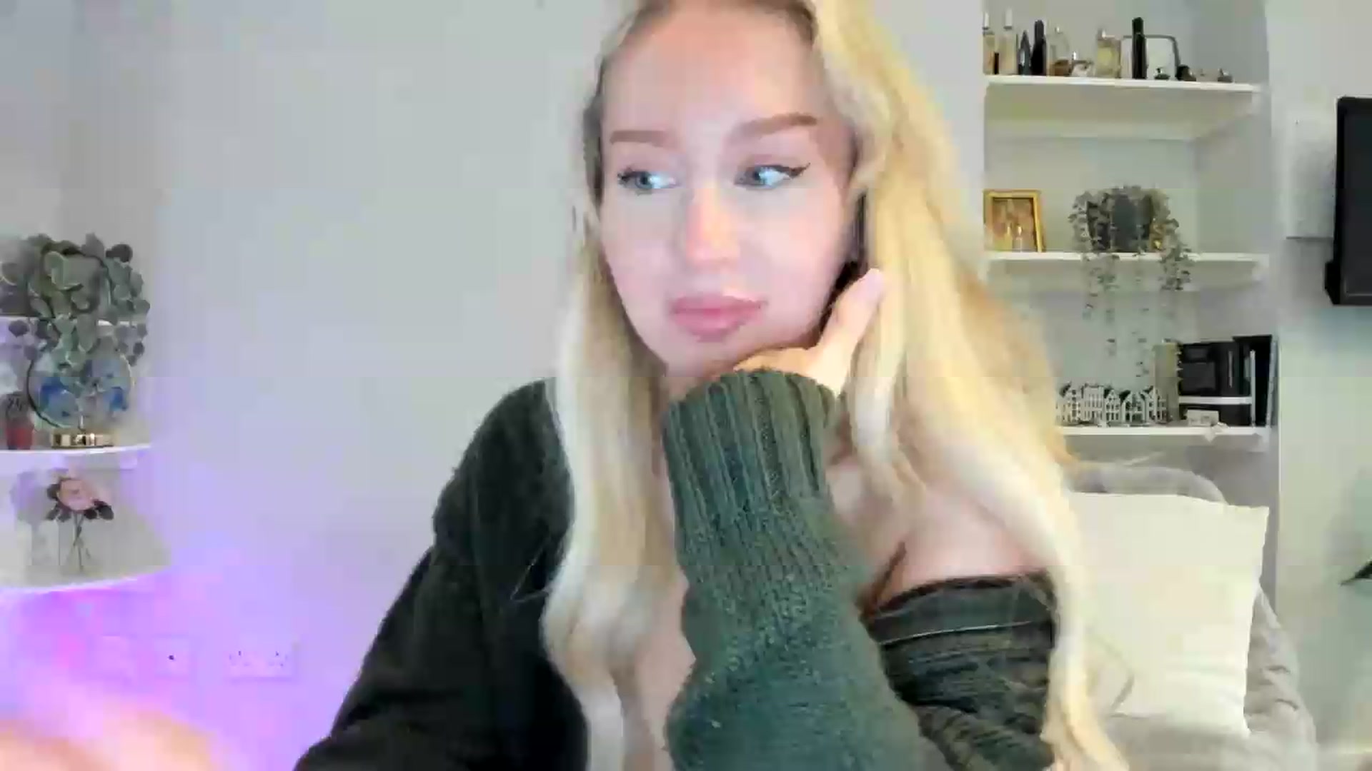 Gallery image thumbnail from British_Cutie's myfreecams stream on, 05/25/2026, 14:15 image 1 of 20