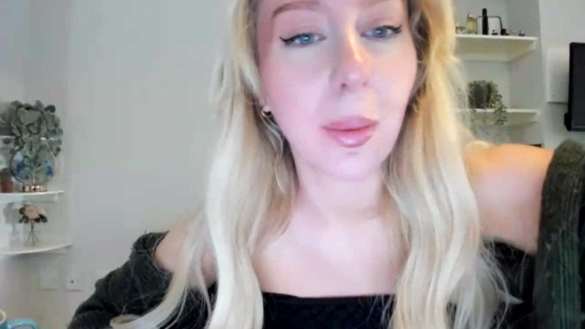 Gallery image thumbnail from British_Cutie's myfreecams stream on, 05/25/2026, 14:15 image 7 of 20