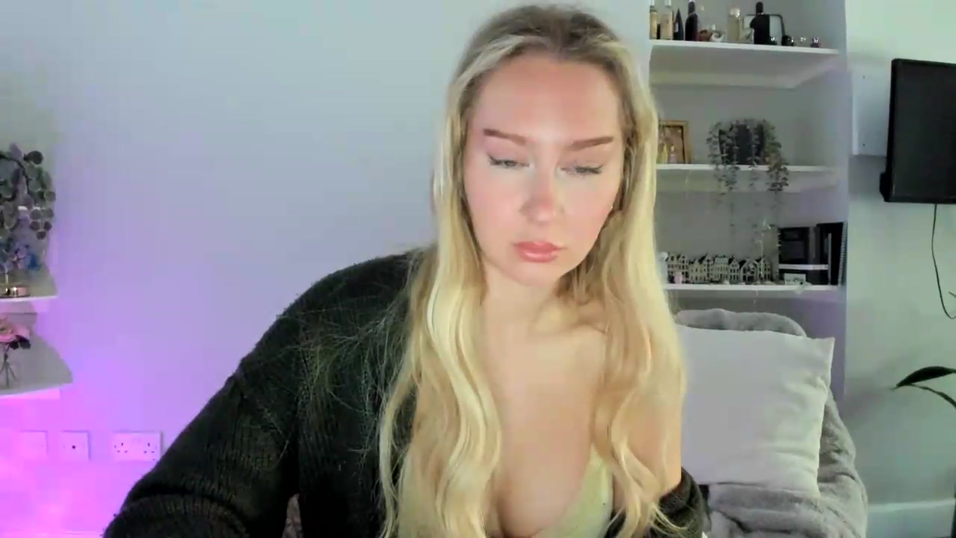 Gallery image thumbnail from British_Cutie's myfreecams stream on, 05/26/2026, 10:39 image 5 of 20