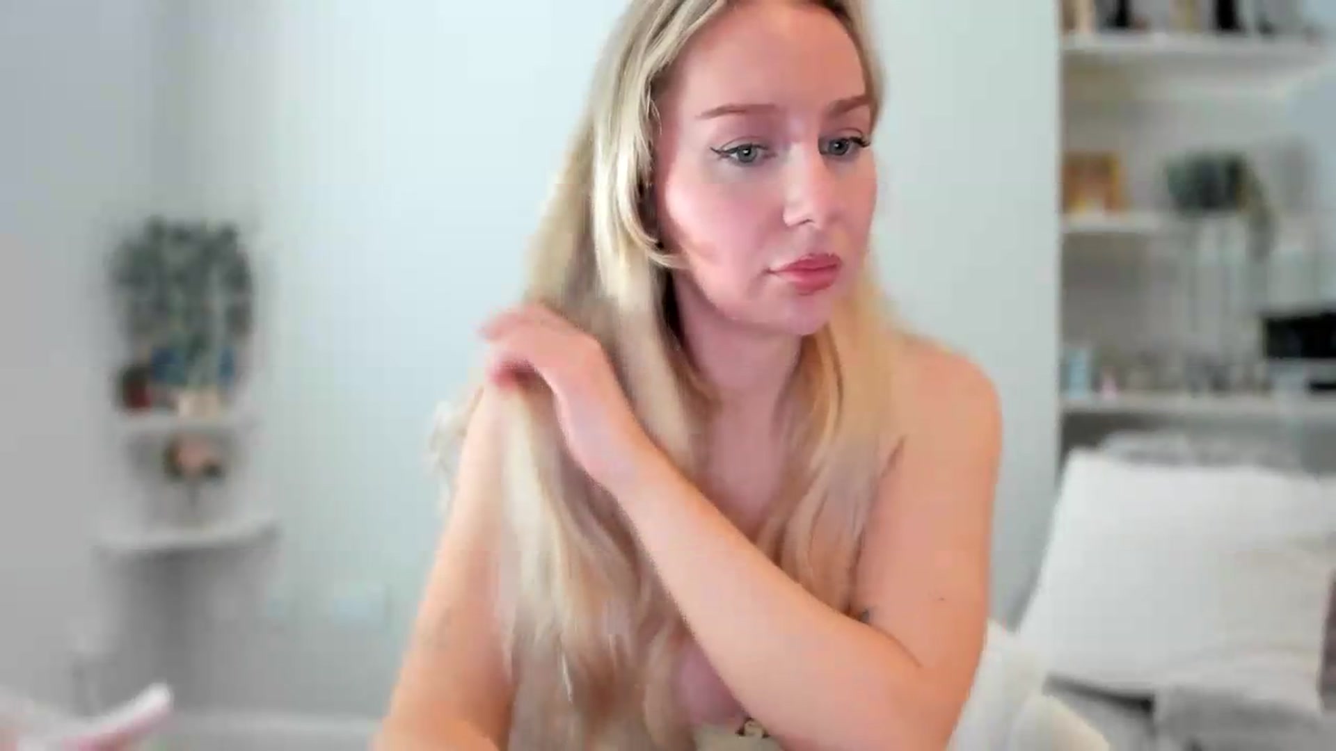 Gallery image thumbnail from British_Cutie's myfreecams stream on, 05/26/2026, 14:39 image 12 of 20
