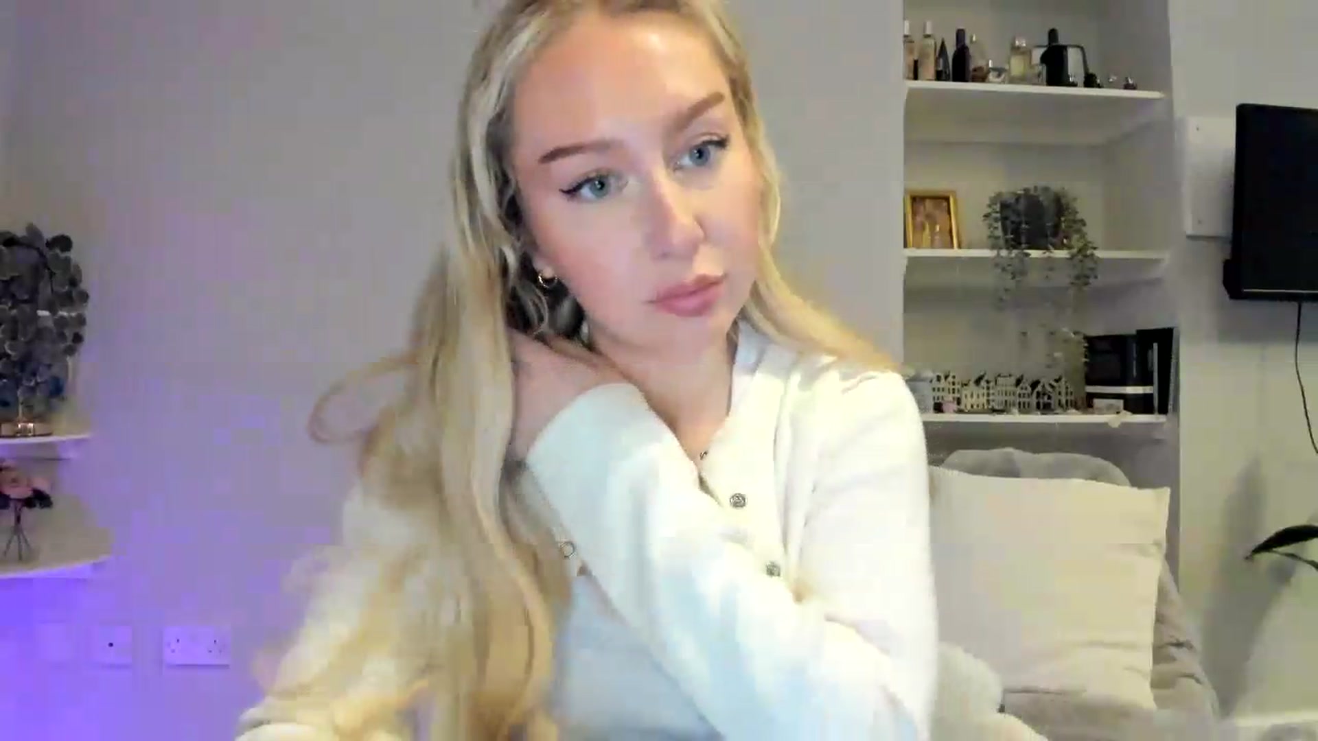 Gallery image thumbnail from British_Cutie's myfreecams stream on, 05/26/2026, 19:52 image 6 of 20