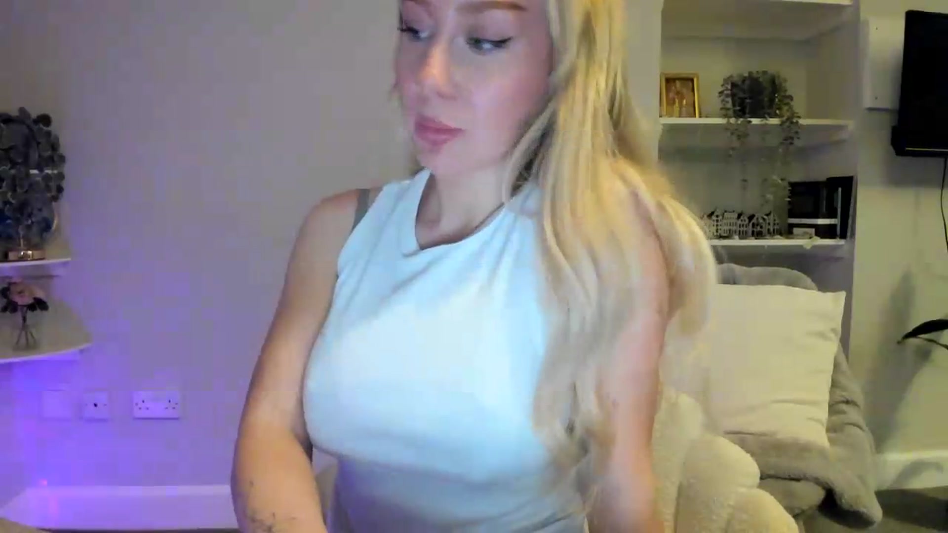 Gallery image thumbnail from British_Cutie's myfreecams stream on, 05/26/2026, 19:52 image 15 of 20