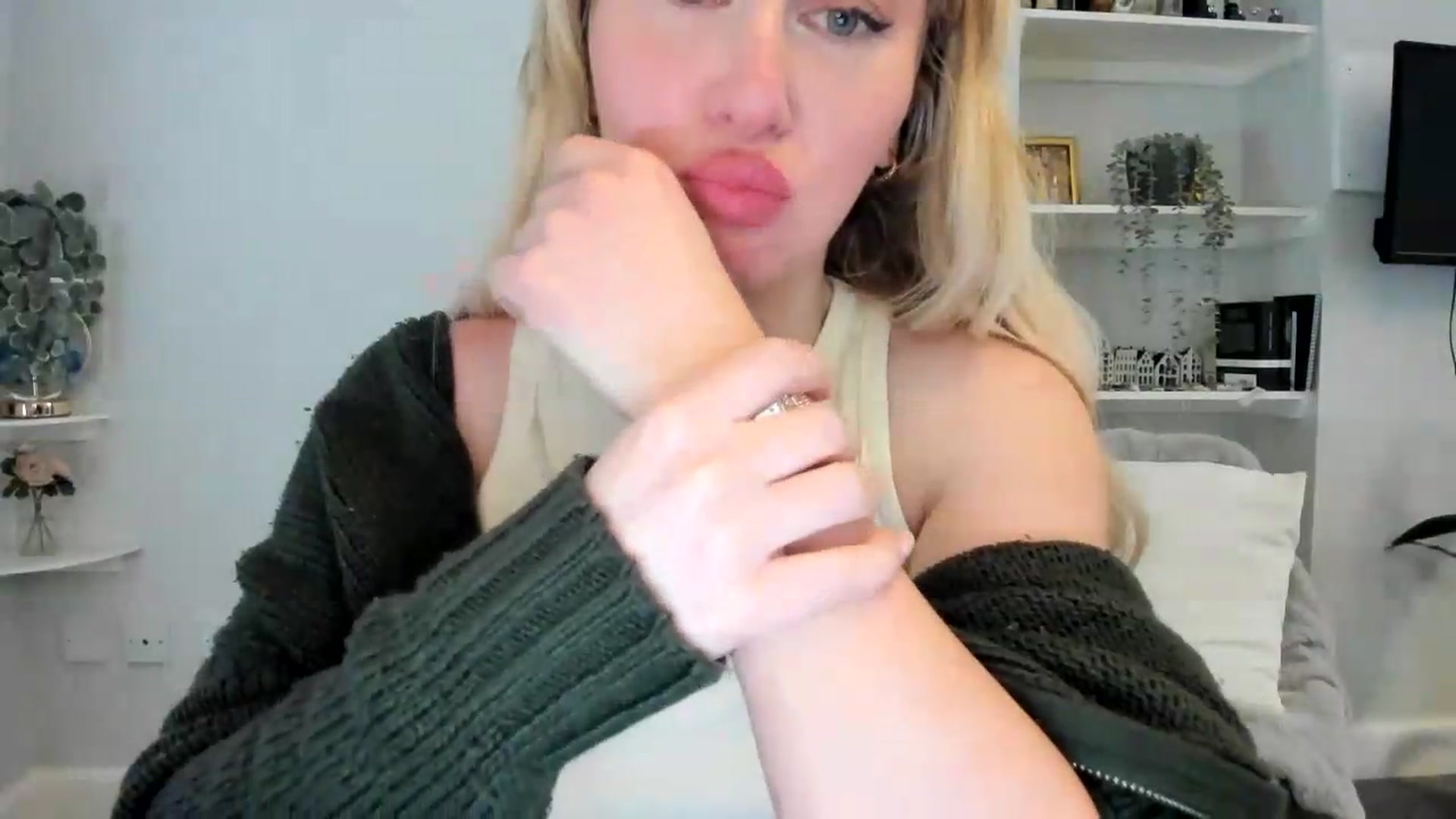Gallery image thumbnail from British_Cutie's myfreecams stream on, 05/27/2026, 16:58 image 4 of 20
