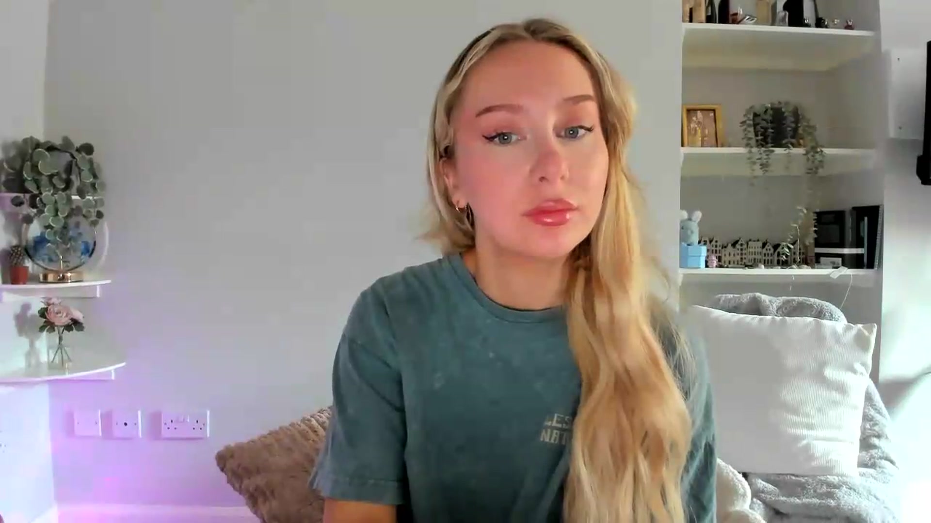 Gallery image thumbnail from British_Cutie's myfreecams stream on, 05/28/2026, 09:44 image 16 of 20