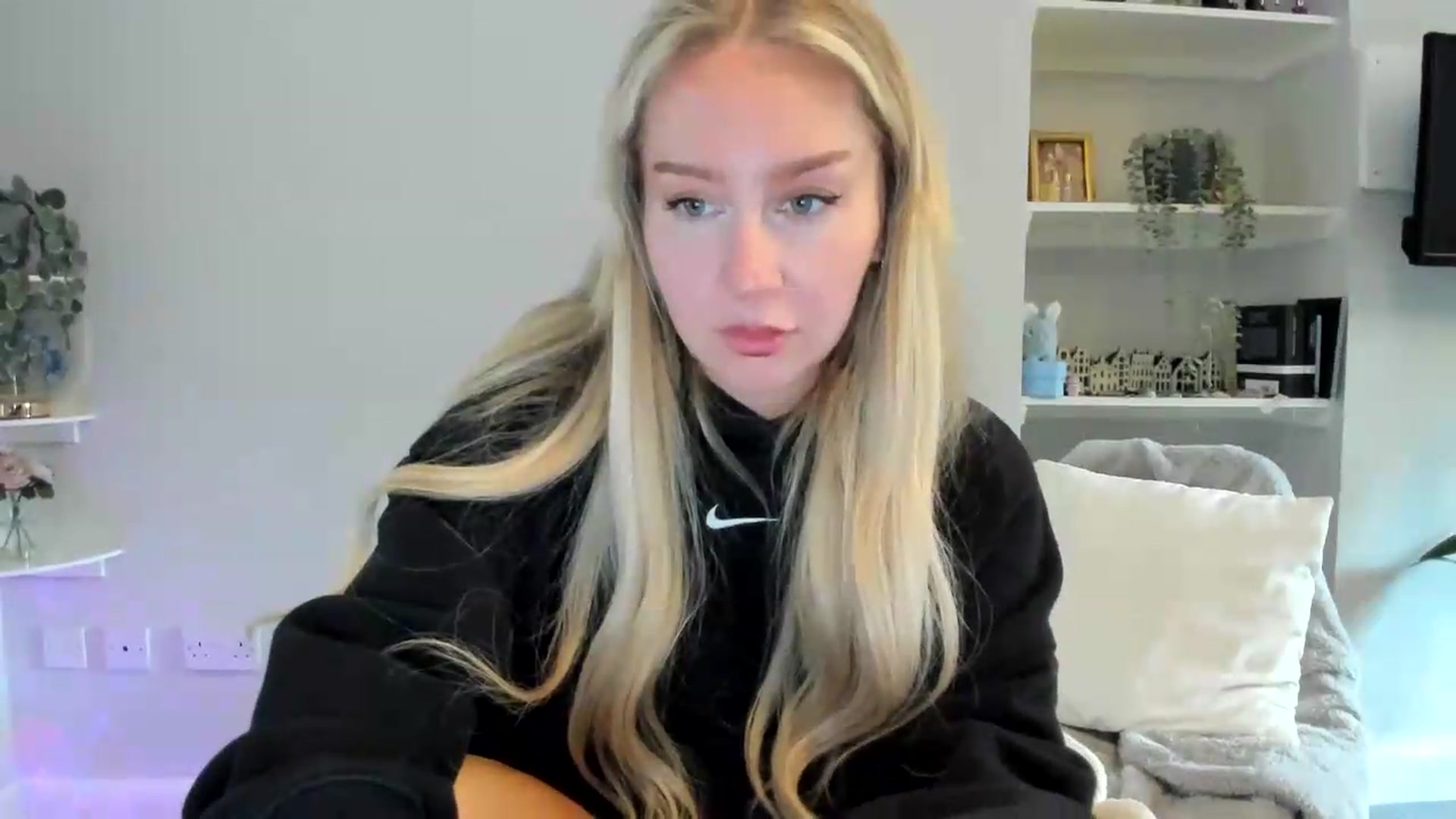 Gallery image thumbnail from British_Cutie's myfreecams stream on, 05/29/2026, 17:02 image 6 of 20