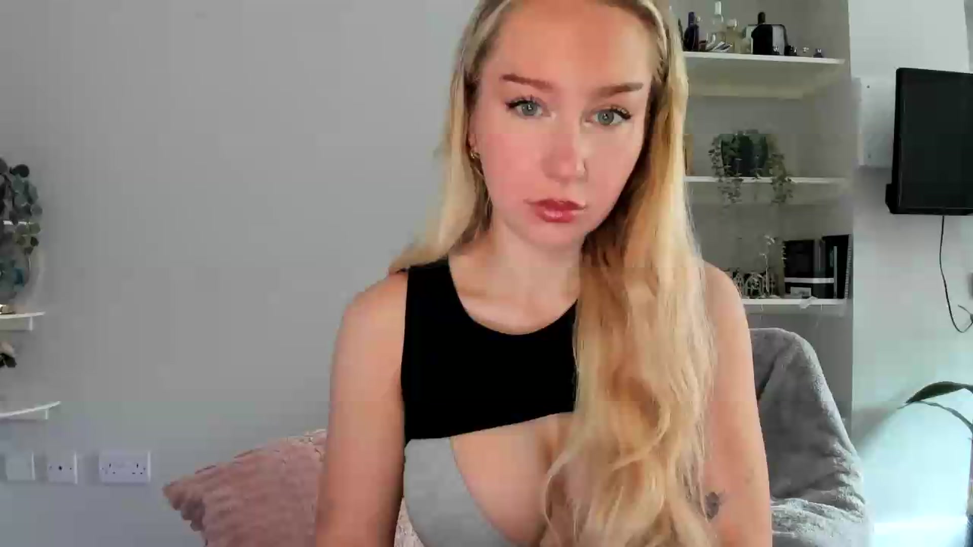 Gallery image thumbnail from British_Cutie's myfreecams stream on, 05/31/2026, 09:31 image 1 of 20