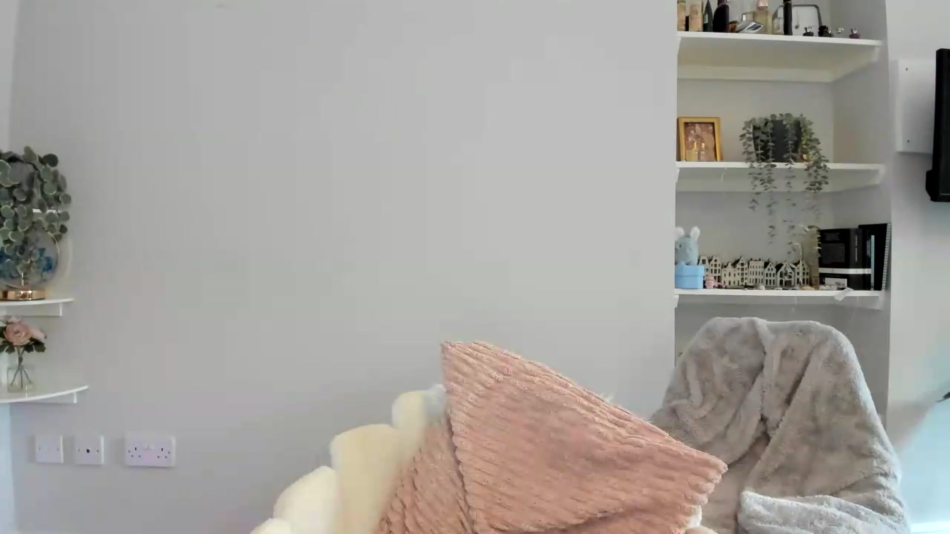 Gallery image thumbnail from British_Cutie's myfreecams stream on, 06/01/2026, 15:25 image 14 of 20