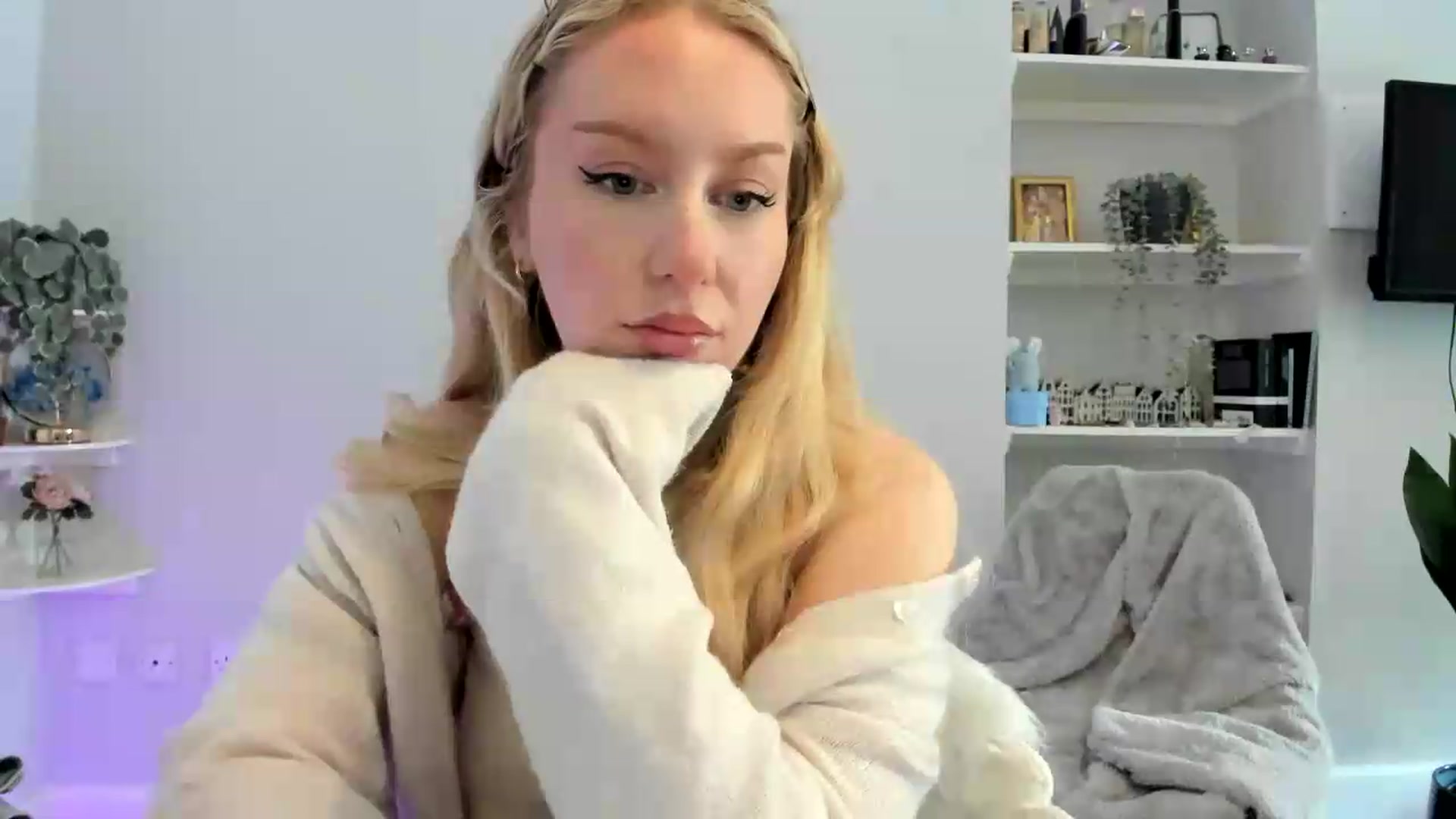Gallery image thumbnail from British_Cutie's myfreecams stream on, 06/02/2026, 12:10 image 20 of 20