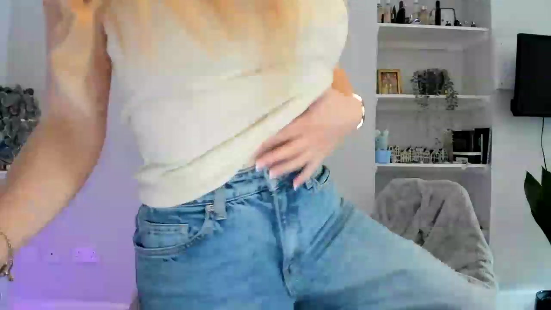 Gallery image thumbnail from British_Cutie's myfreecams stream on, 06/02/2026, 12:10 image 12 of 20