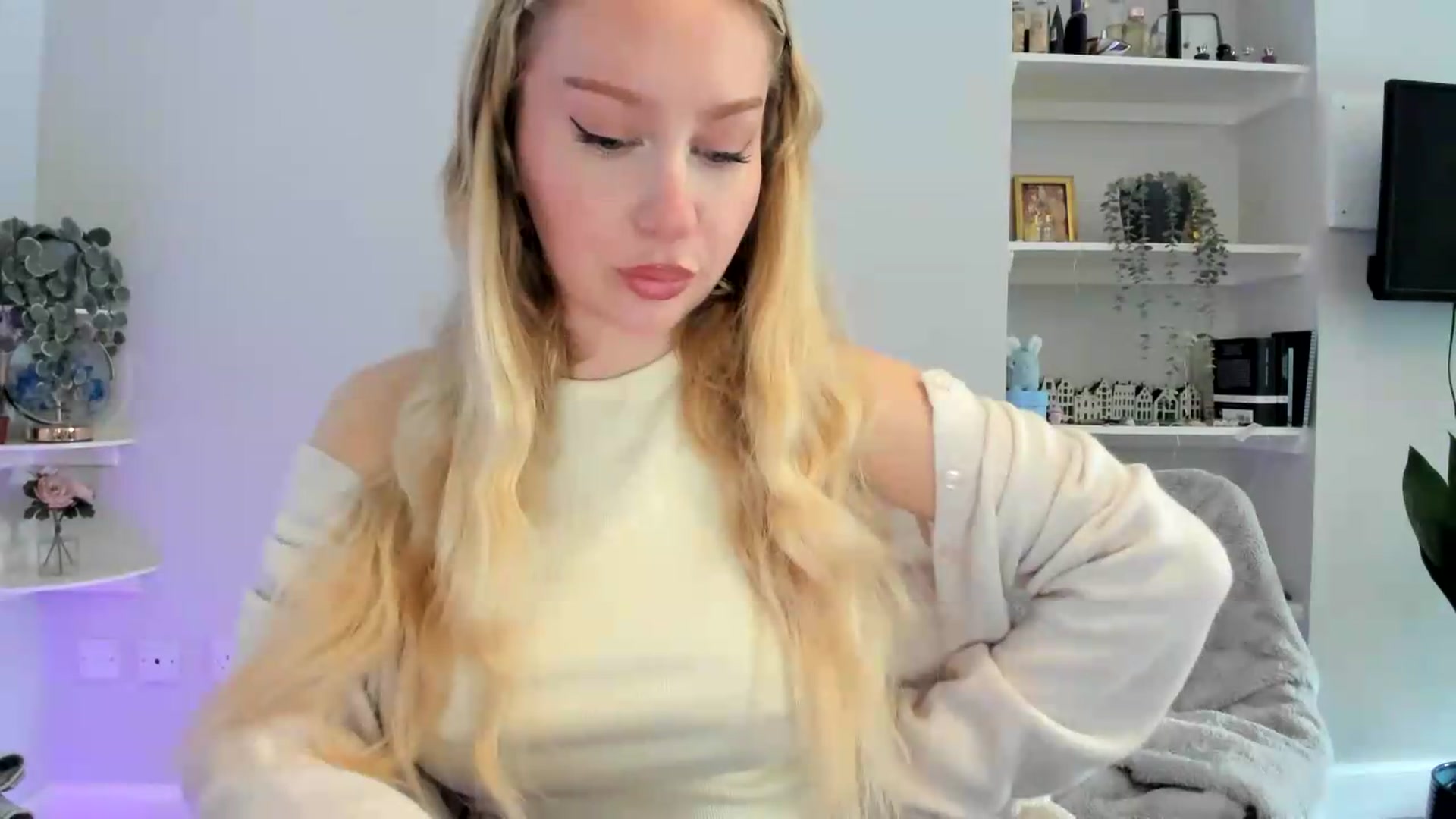 Gallery image thumbnail from British_Cutie's myfreecams stream on, 06/02/2026, 12:10 image 15 of 20