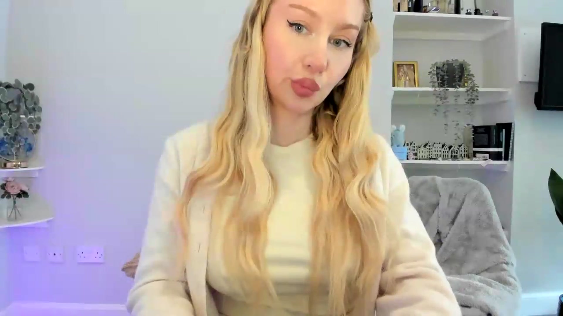 Gallery image thumbnail from British_Cutie's myfreecams stream on, 06/02/2026, 12:54 image 18 of 20