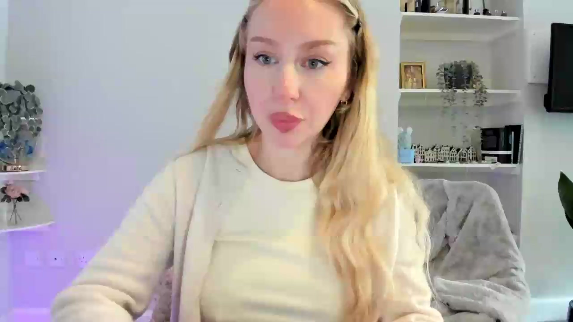 Gallery image thumbnail from British_Cutie's myfreecams stream on, 06/02/2026, 12:54 image 16 of 20