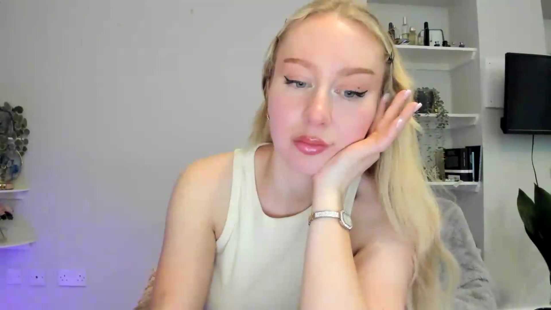Gallery image thumbnail from British_Cutie's myfreecams stream on, 06/02/2026, 19:27 image 12 of 20