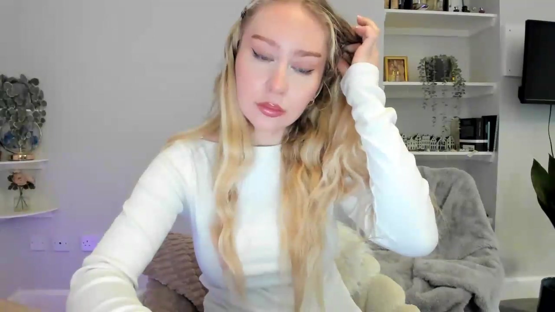 Gallery image thumbnail from British_Cutie's myfreecams stream on, 06/03/2026, 10:13 image 8 of 20