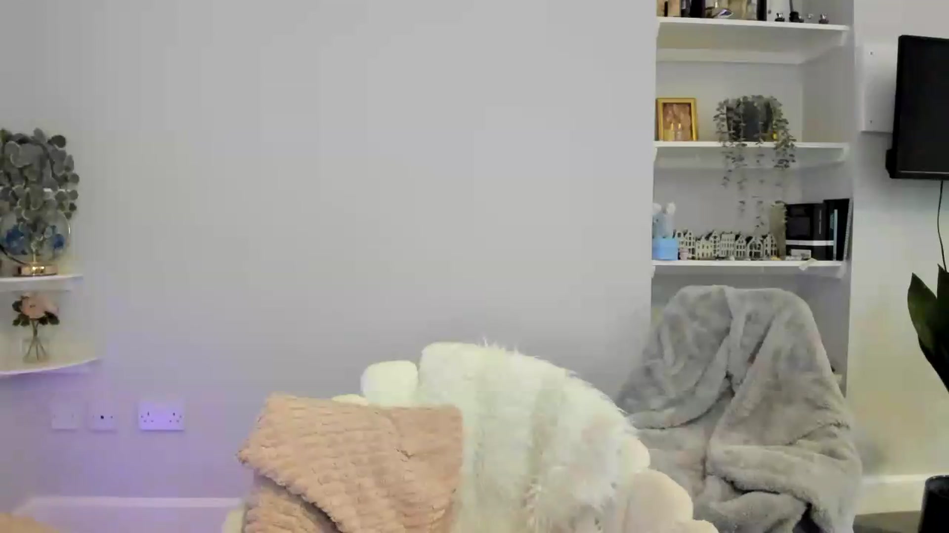 Gallery image thumbnail from British_Cutie's myfreecams stream on, 06/03/2026, 10:13 image 9 of 20