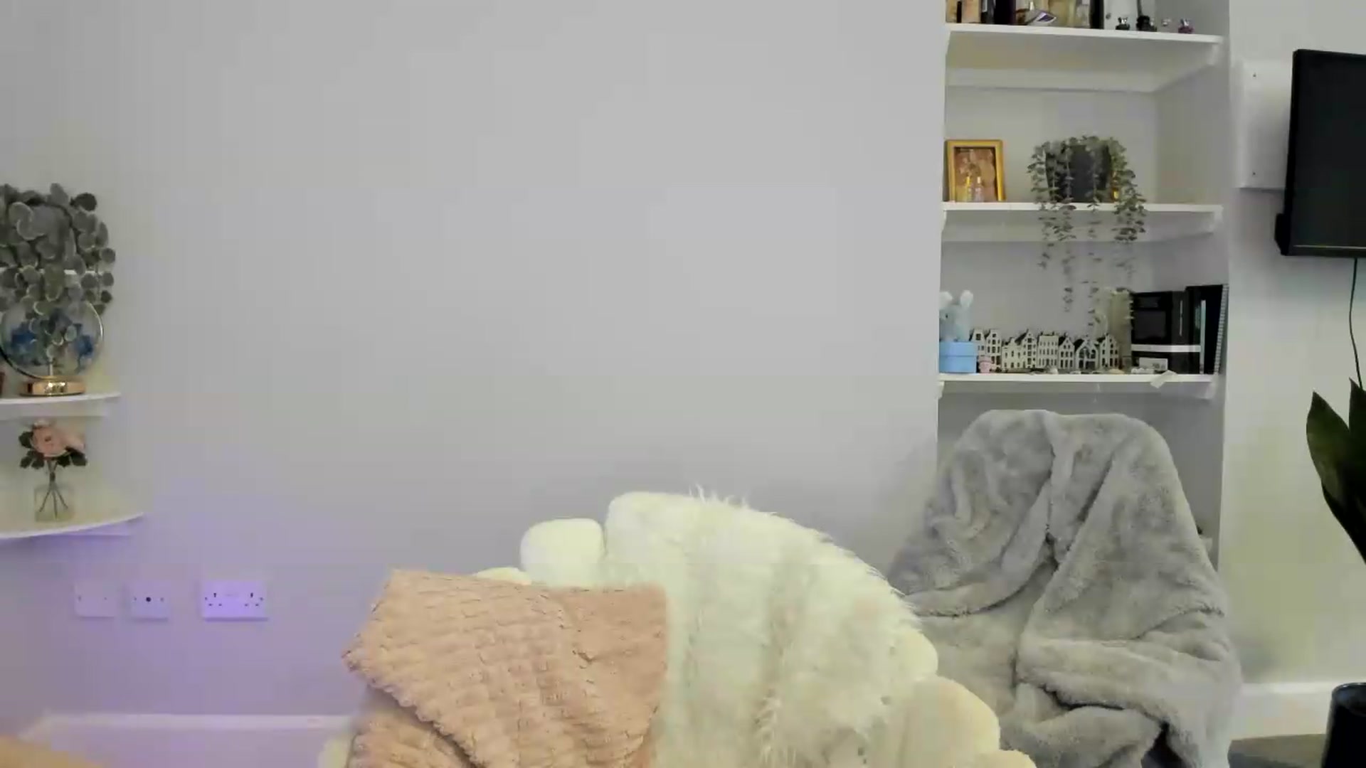 Gallery image thumbnail from British_Cutie's myfreecams stream on, 06/03/2026, 10:13 image 5 of 20