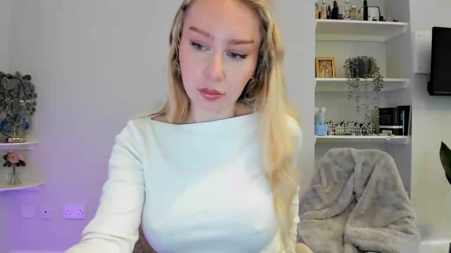 Gallery image thumbnail from British_Cutie's myfreecams stream on, 06/03/2026, 12:01 image 8 of 20