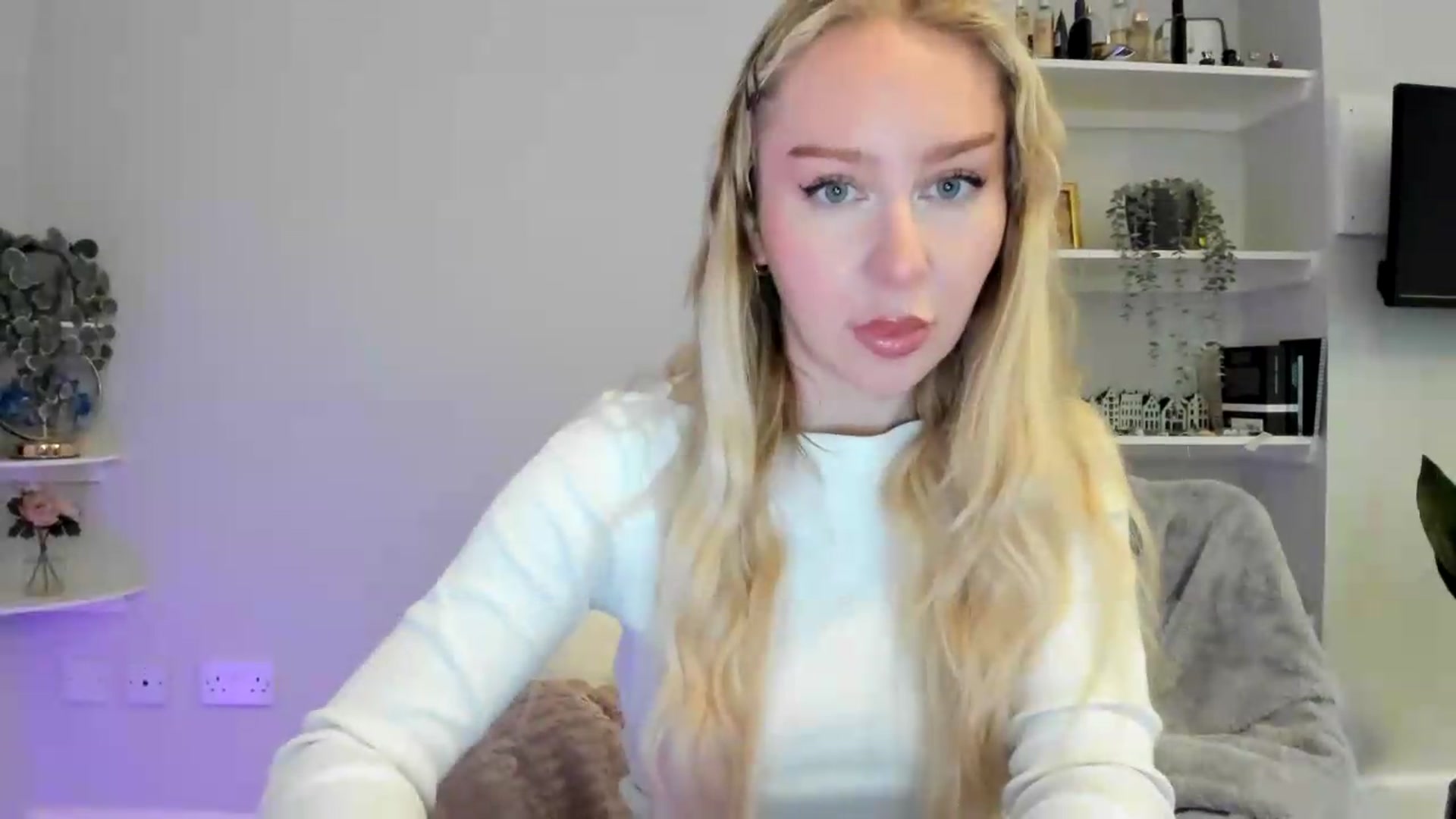 Gallery image thumbnail from British_Cutie's myfreecams stream on, 06/03/2026, 12:01 image 17 of 20