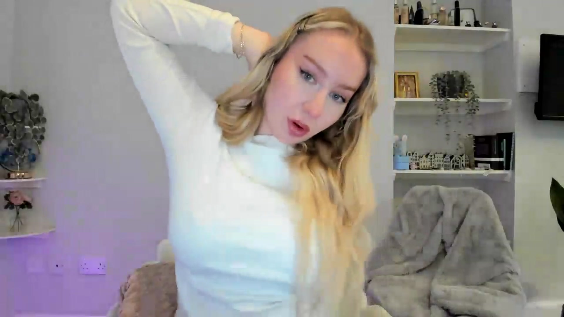 Gallery image thumbnail from British_Cutie's myfreecams stream on, 06/03/2026, 12:01 image 3 of 20