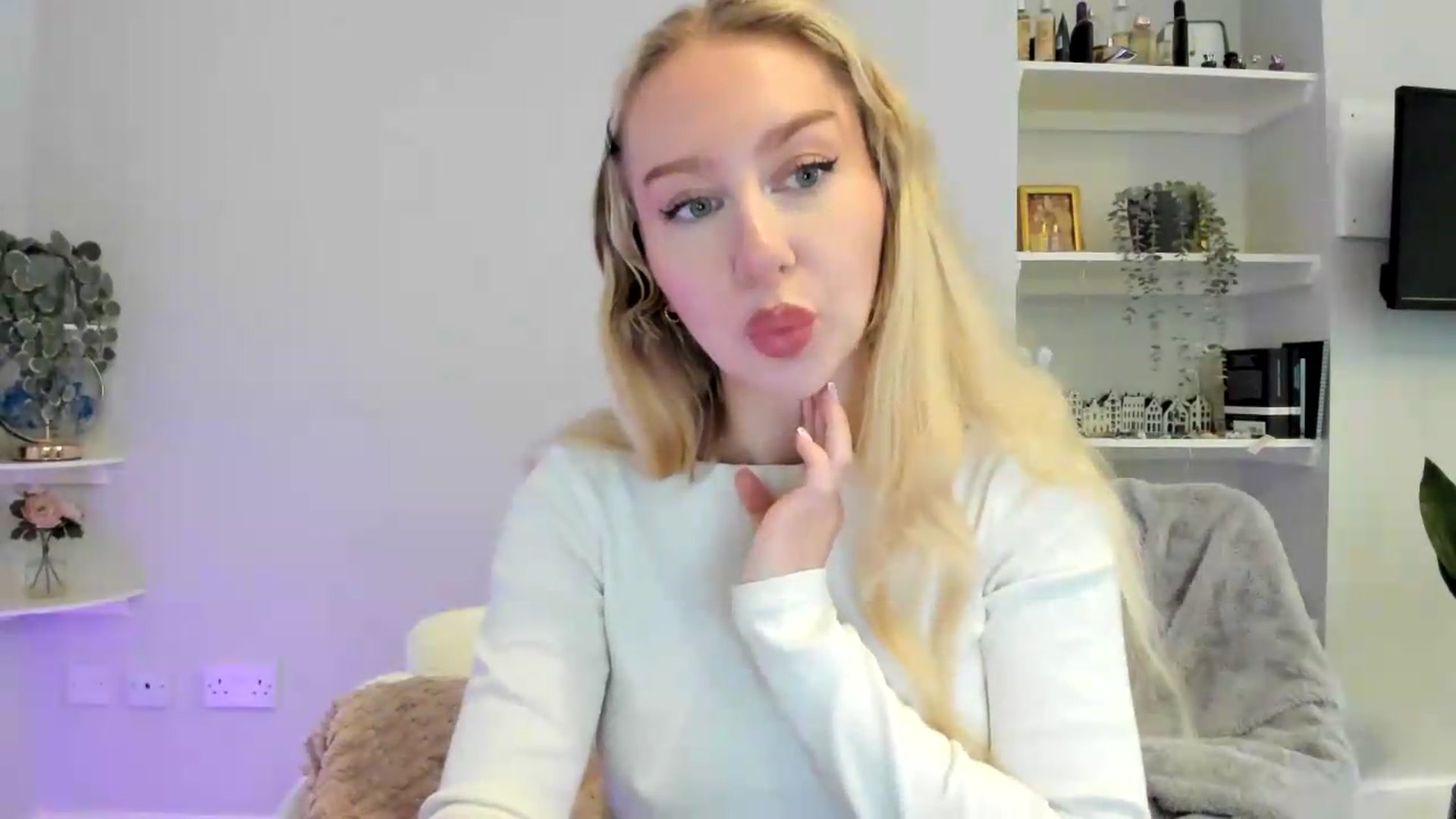 Gallery image thumbnail from British_Cutie's myfreecams stream on, 06/03/2026, 12:01 image 9 of 20