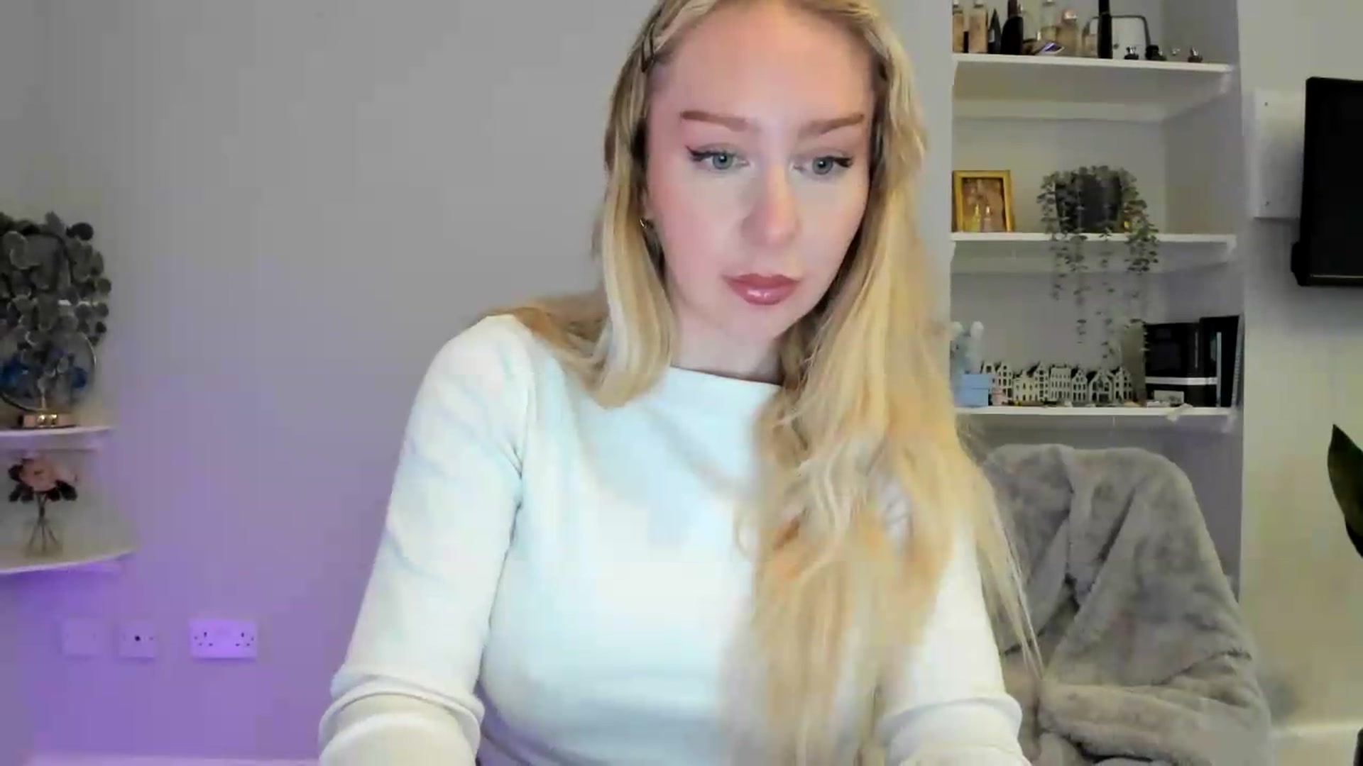 Gallery image thumbnail from British_Cutie's myfreecams stream on, 06/03/2026, 12:01 image 15 of 20