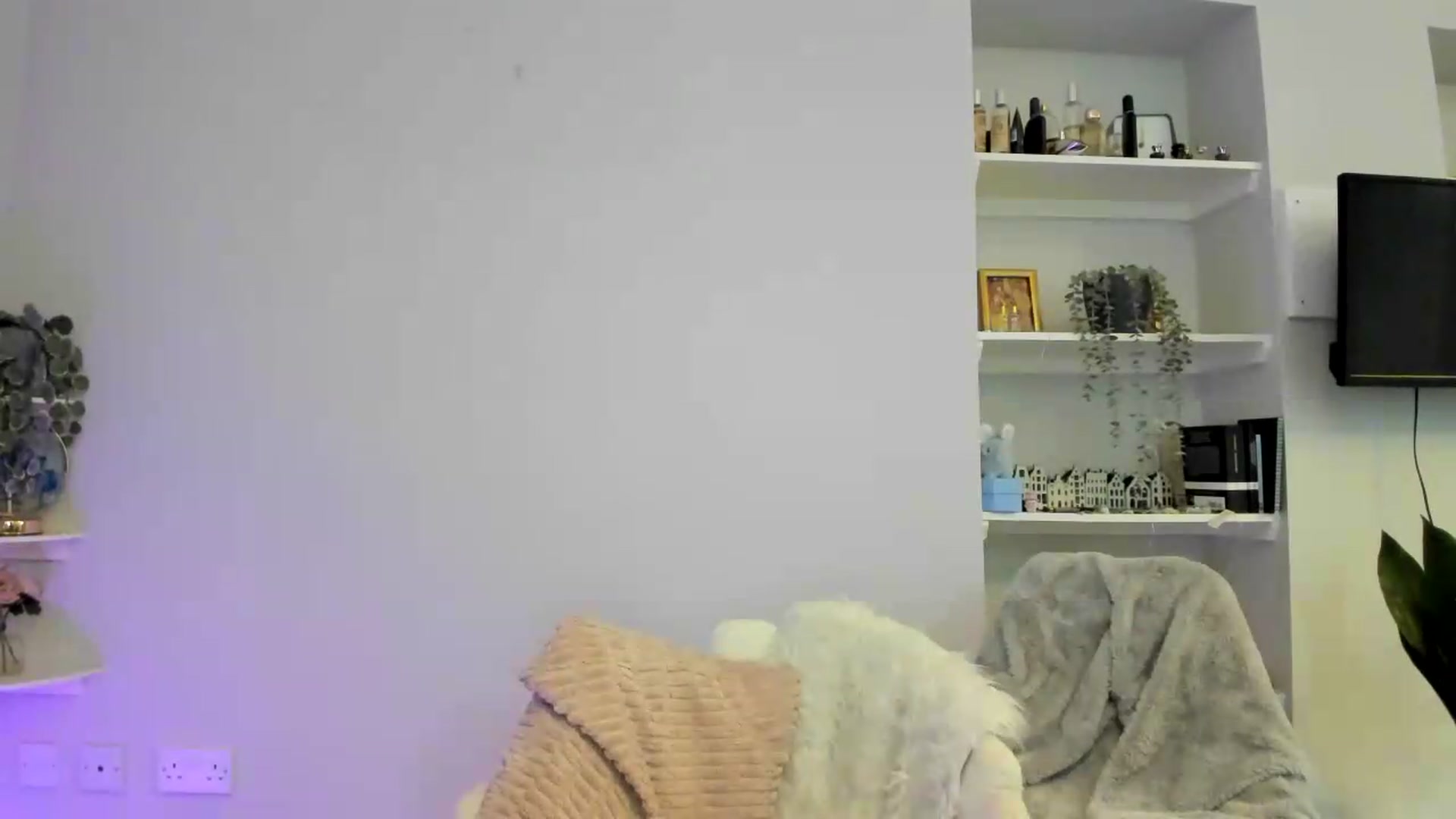 Gallery image thumbnail from British_Cutie's myfreecams stream on, 06/03/2026, 17:15 image 11 of 20