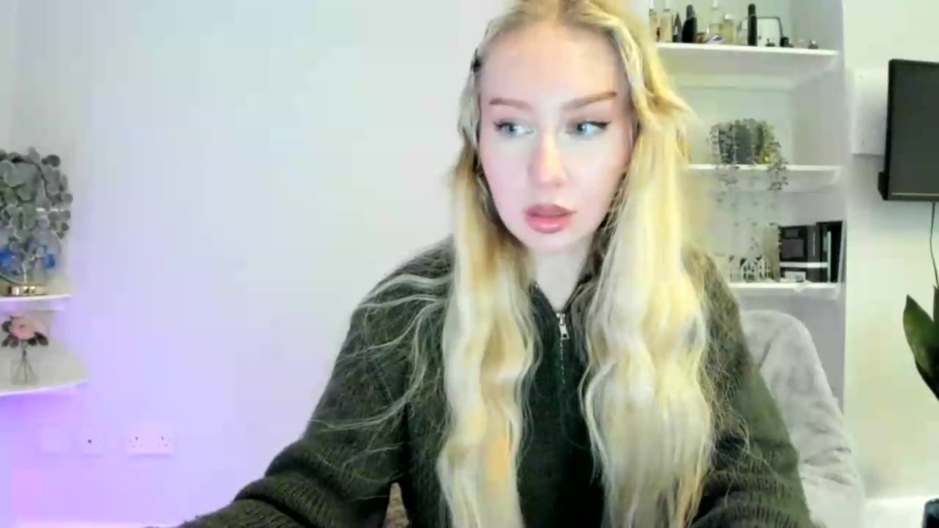 Gallery image thumbnail from British_Cutie's myfreecams stream on, 06/03/2026, 17:15 image 3 of 20
