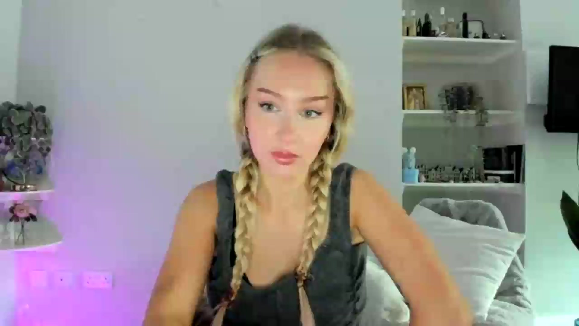 Gallery image thumbnail from British_Cutie's myfreecams stream on, 06/04/2026, 08:35 image 1 of 20